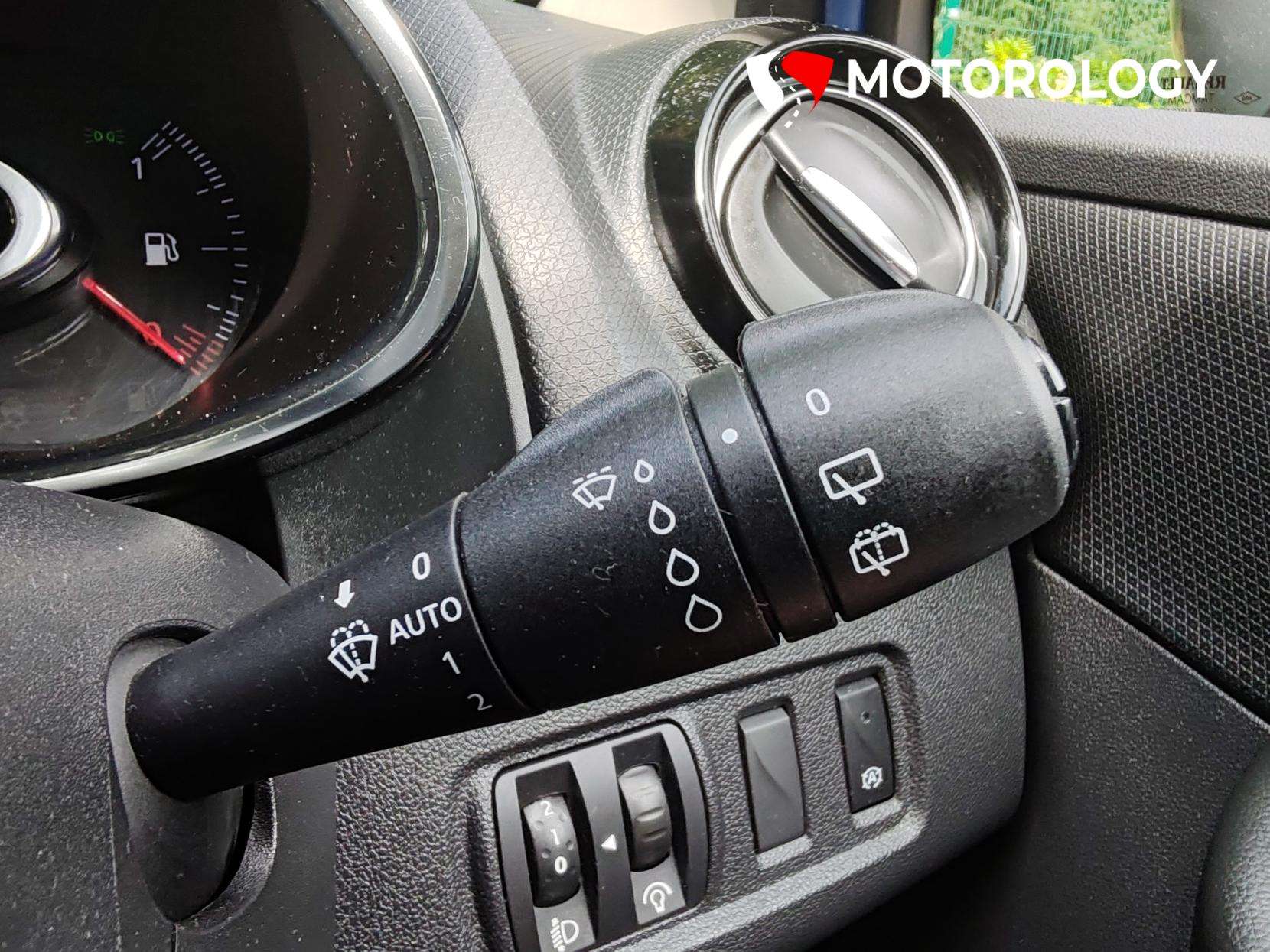 2019 RENAULT CLIO 2019 RENAULT CLIO