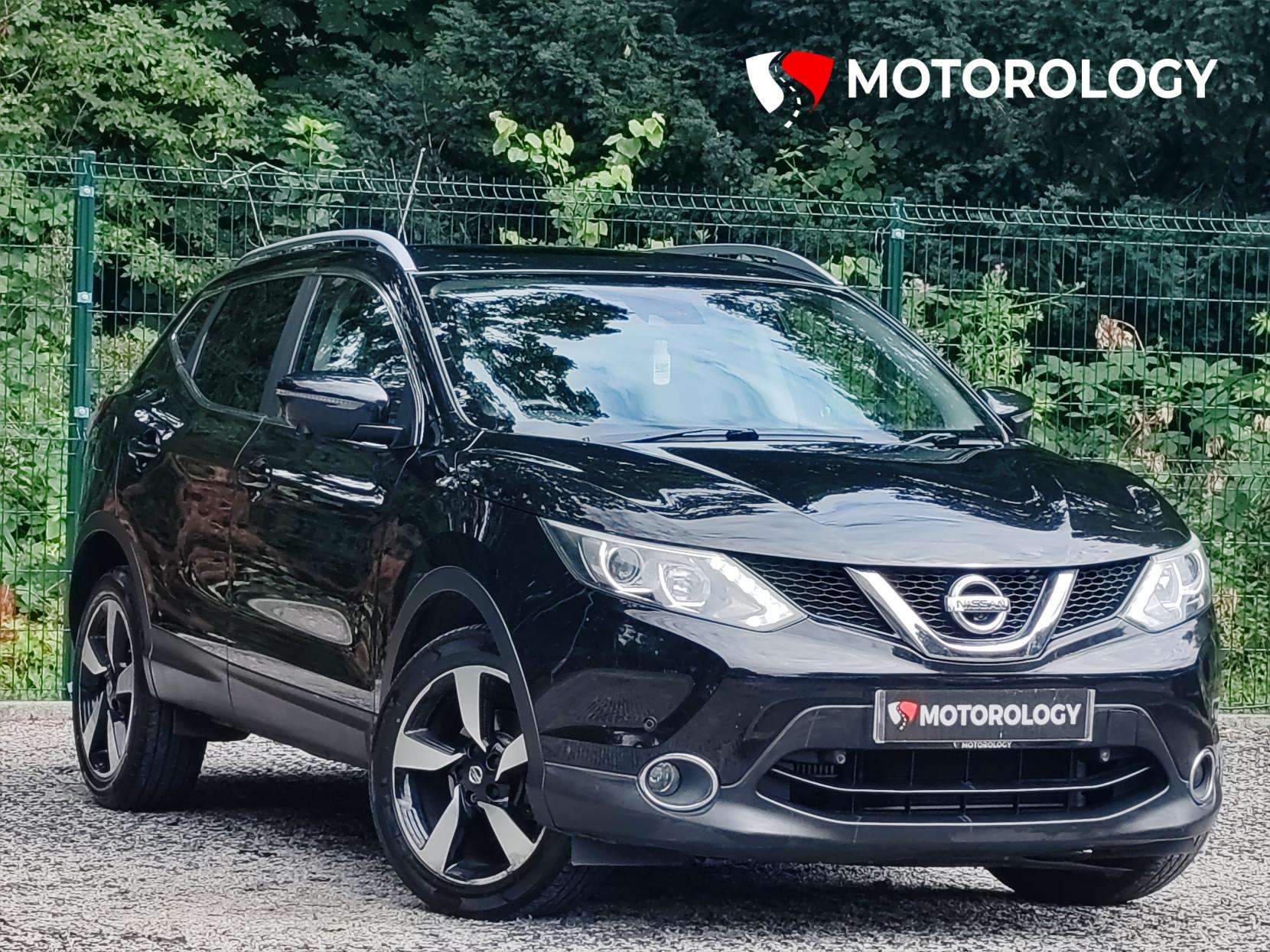 A 2015 NISSAN QASHQAI 1.2 DIG-T n-tec+ SUV 5dr Petrol Manual 2WD Euro 5 (s/s) (115 ps) A 2015 NISSAN QASHQAI 1.2 DIG-T n-tec+ SUV 5dr Petrol Manual 2WD Euro 5 (s/s) (115 ps)