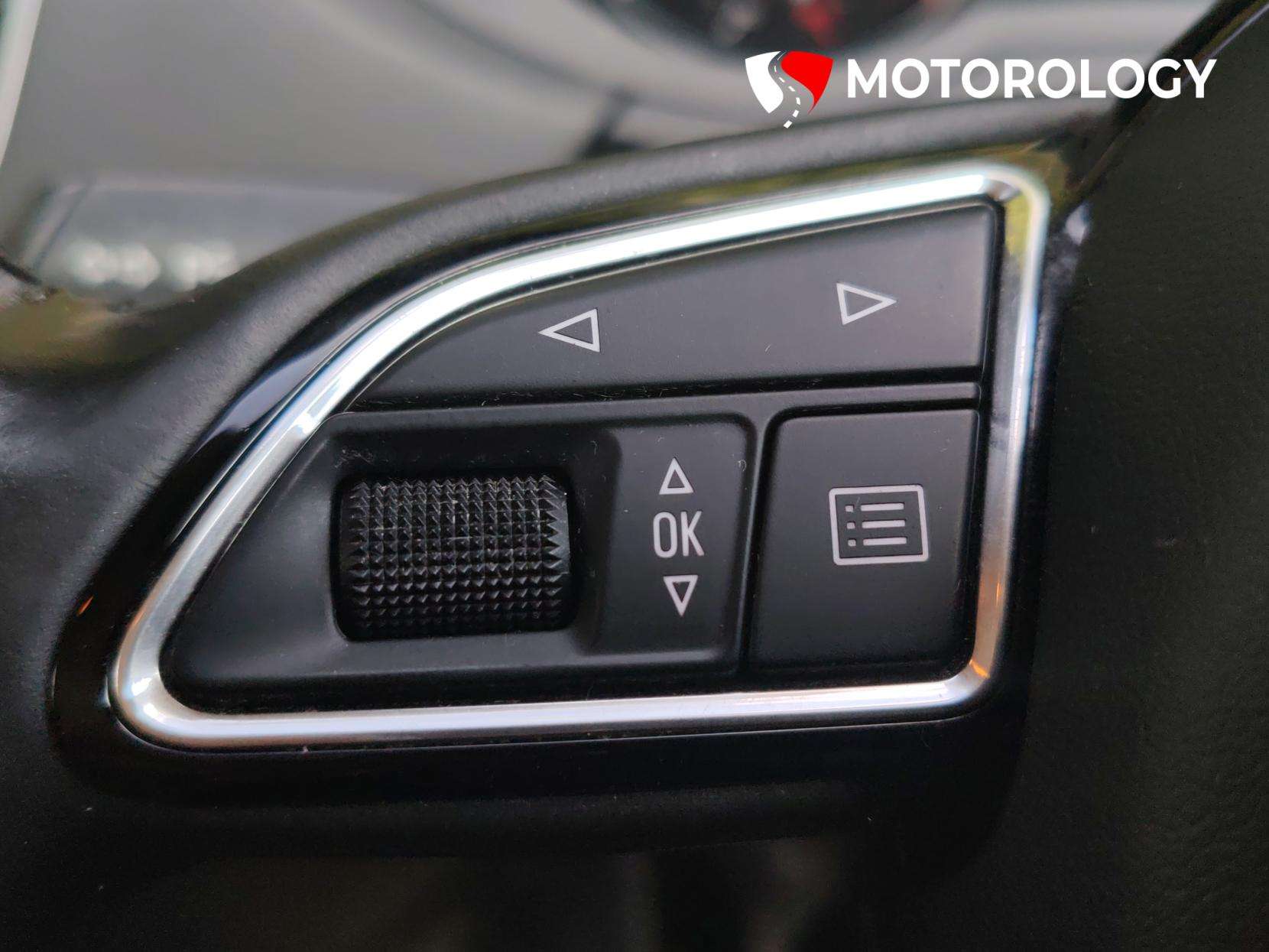 2015 AUDI Q3 2015 AUDI Q3