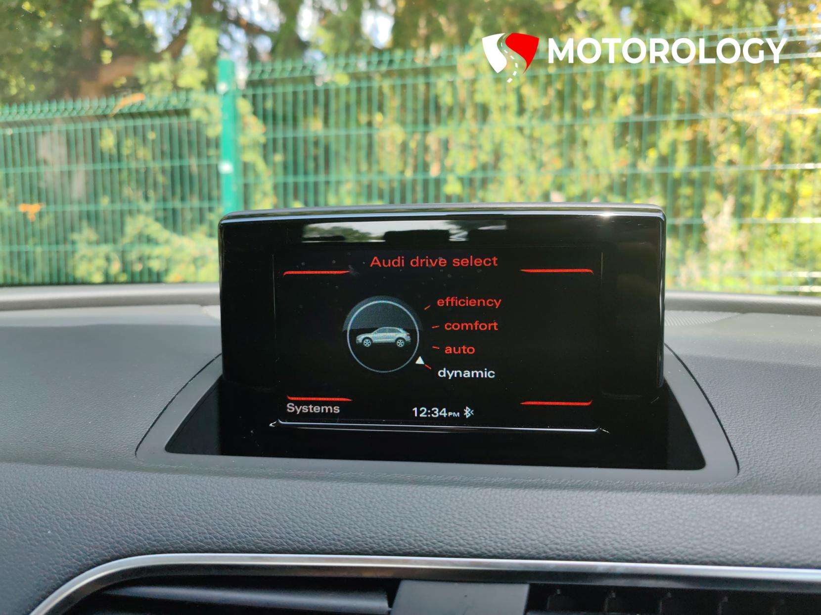 2015 AUDI Q3 2015 AUDI Q3