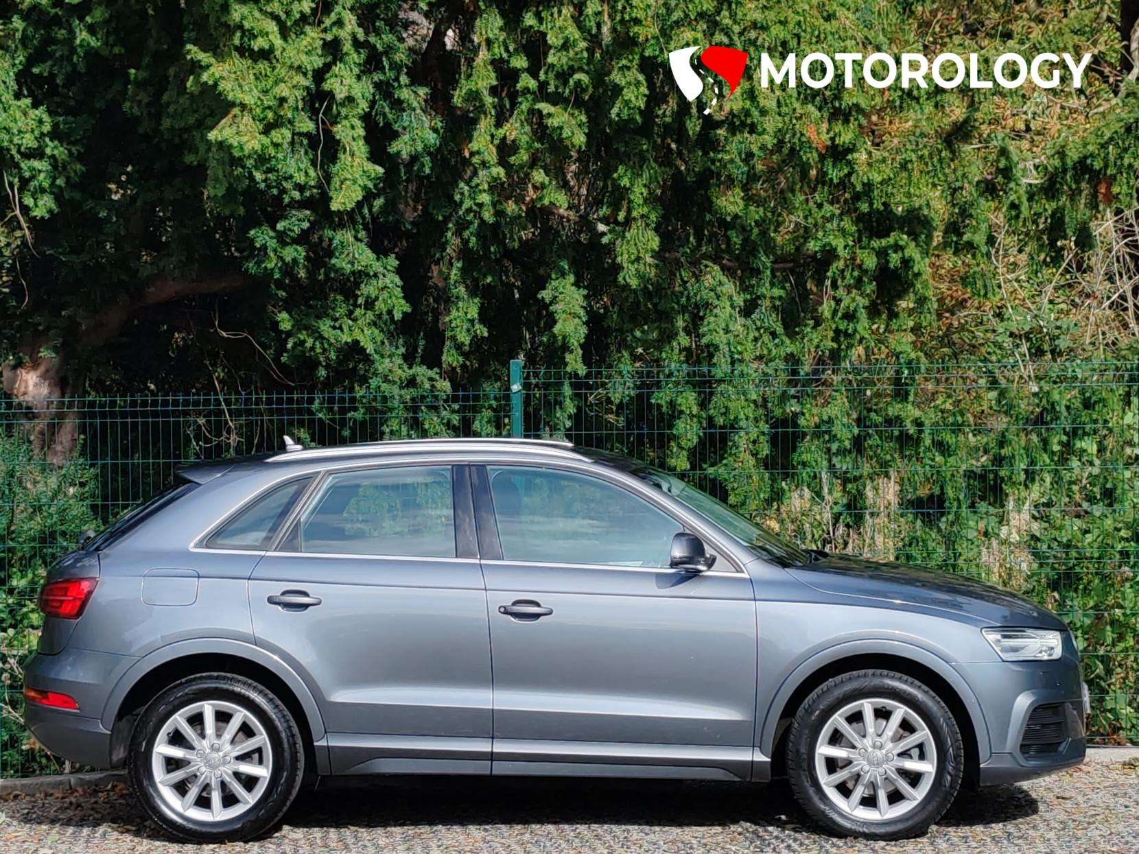 2015 AUDI Q3 2015 AUDI Q3