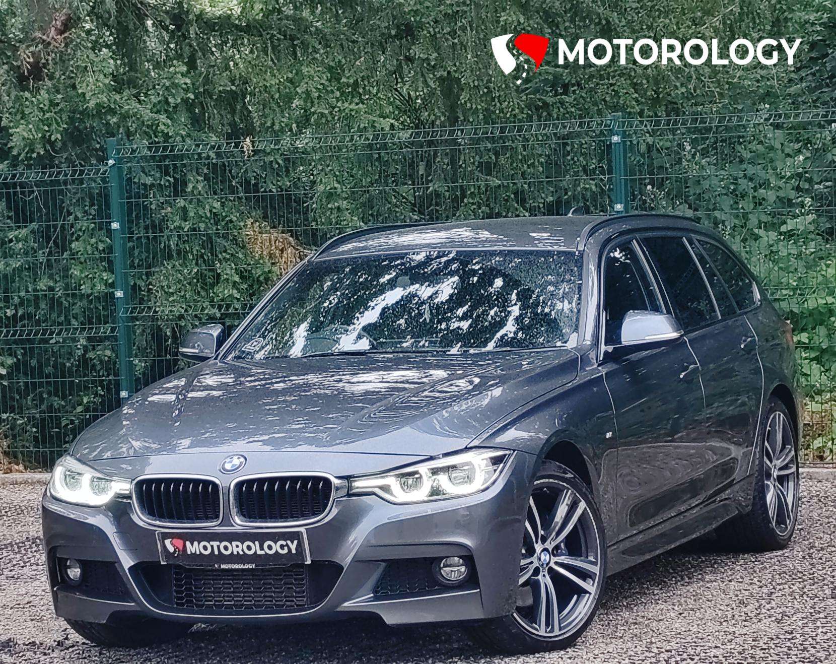 A 2018 BMW 3 SERIES 2.0 320d M Sport Touring 5dr Diesel Manual xDrive Euro 6 (s/s) (190 ps) A 2018 BMW 3 SERIES 2.0 320d M Sport Touring 5dr Diesel Manual xDrive Euro 6 (s/s) (190 ps)