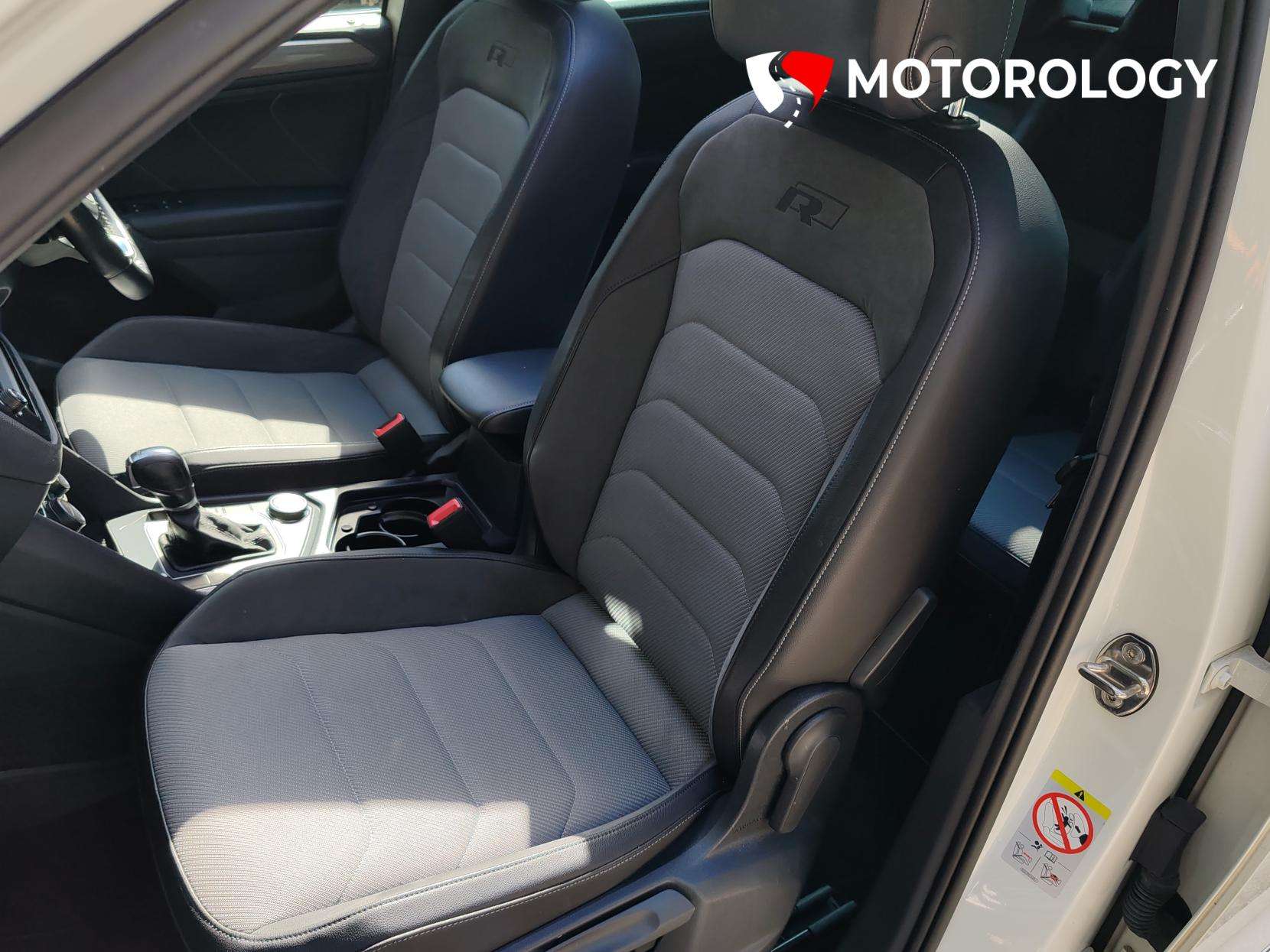 2017 VOLKSWAGEN TIGUAN 2017 VOLKSWAGEN TIGUAN