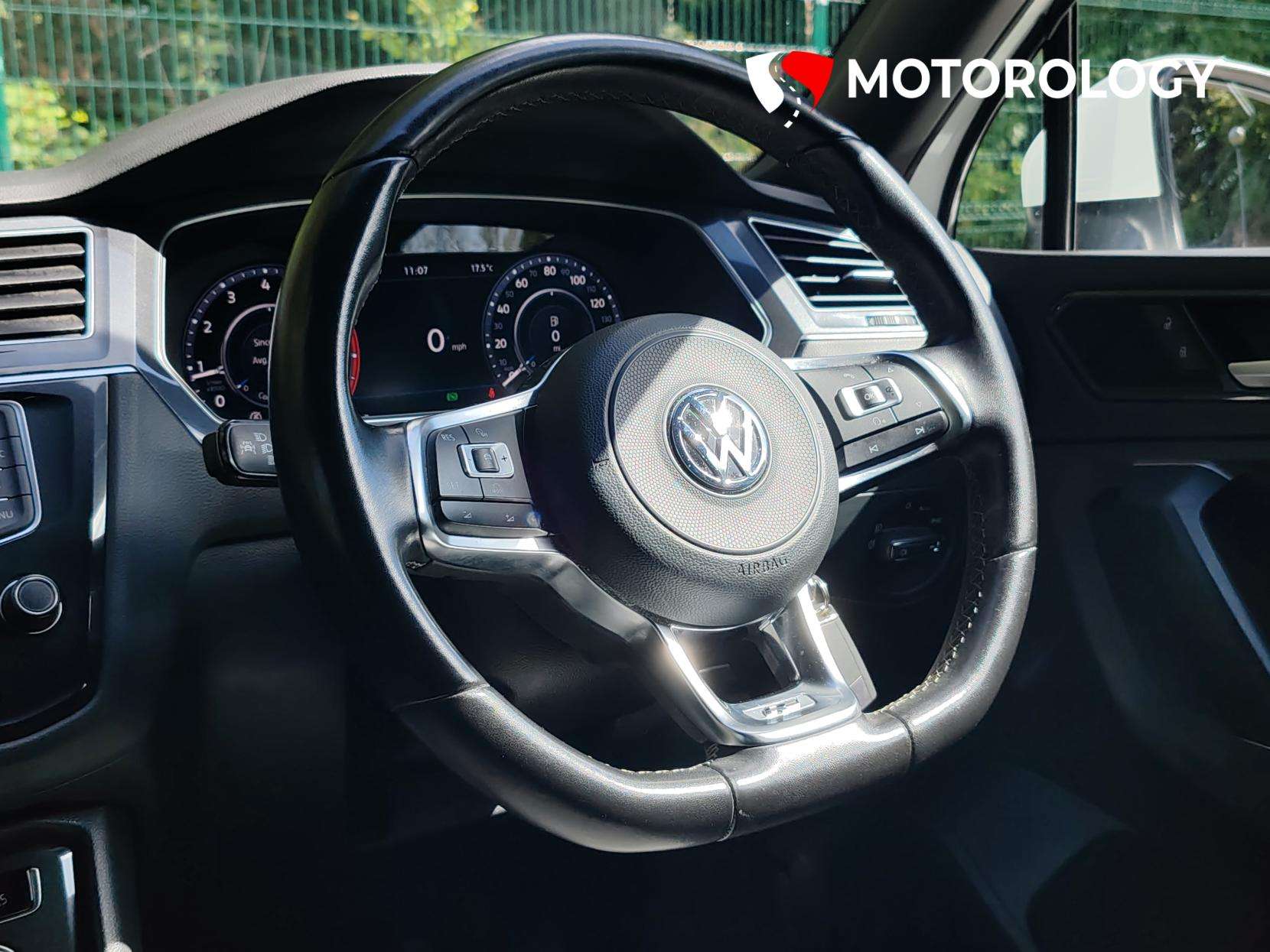 2017 VOLKSWAGEN TIGUAN 2017 VOLKSWAGEN TIGUAN