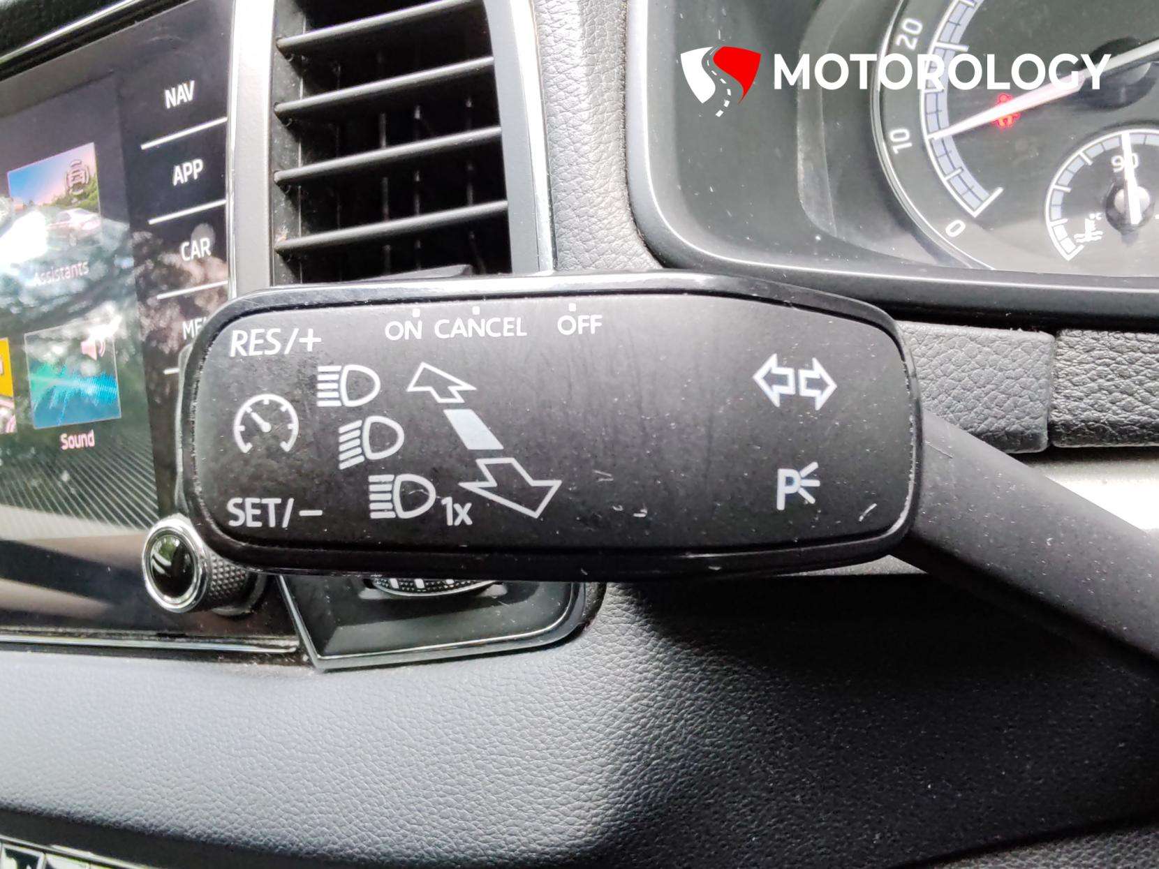 2021 SKODA KAROQ 2021 SKODA KAROQ