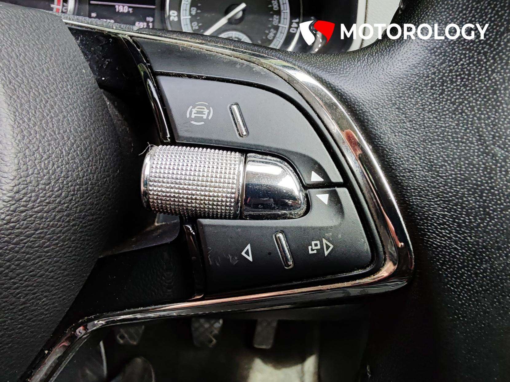 2021 SKODA KAROQ 2021 SKODA KAROQ