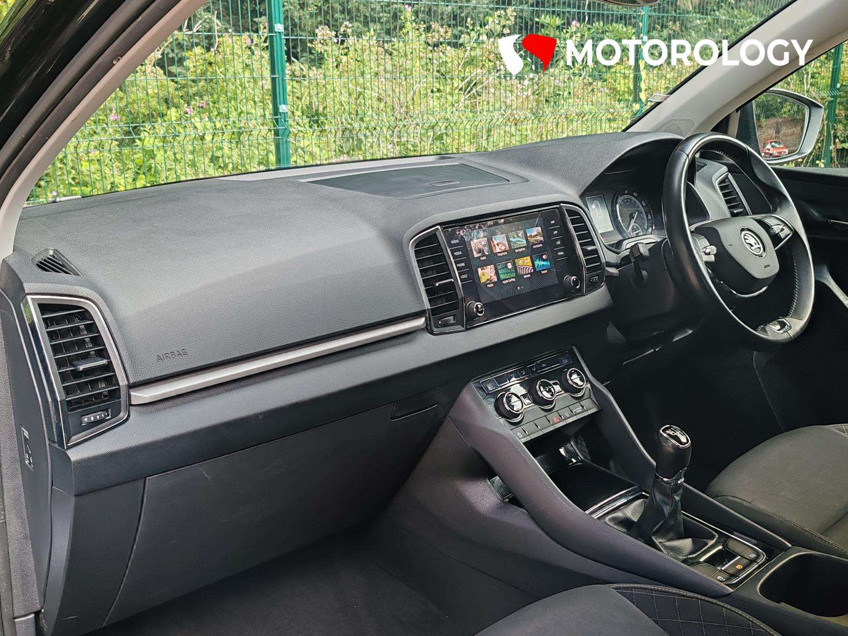 2021 SKODA KAROQ 2021 SKODA KAROQ