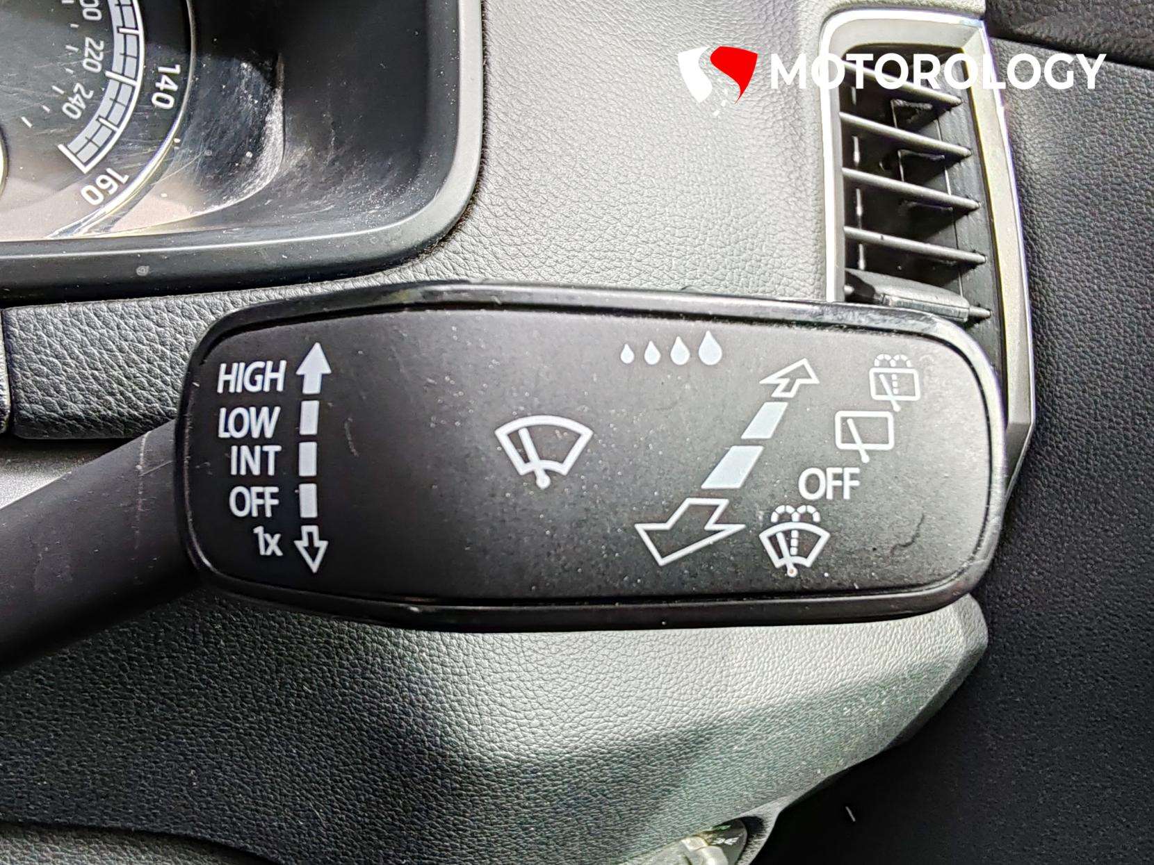 2021 SKODA KAROQ 2021 SKODA KAROQ