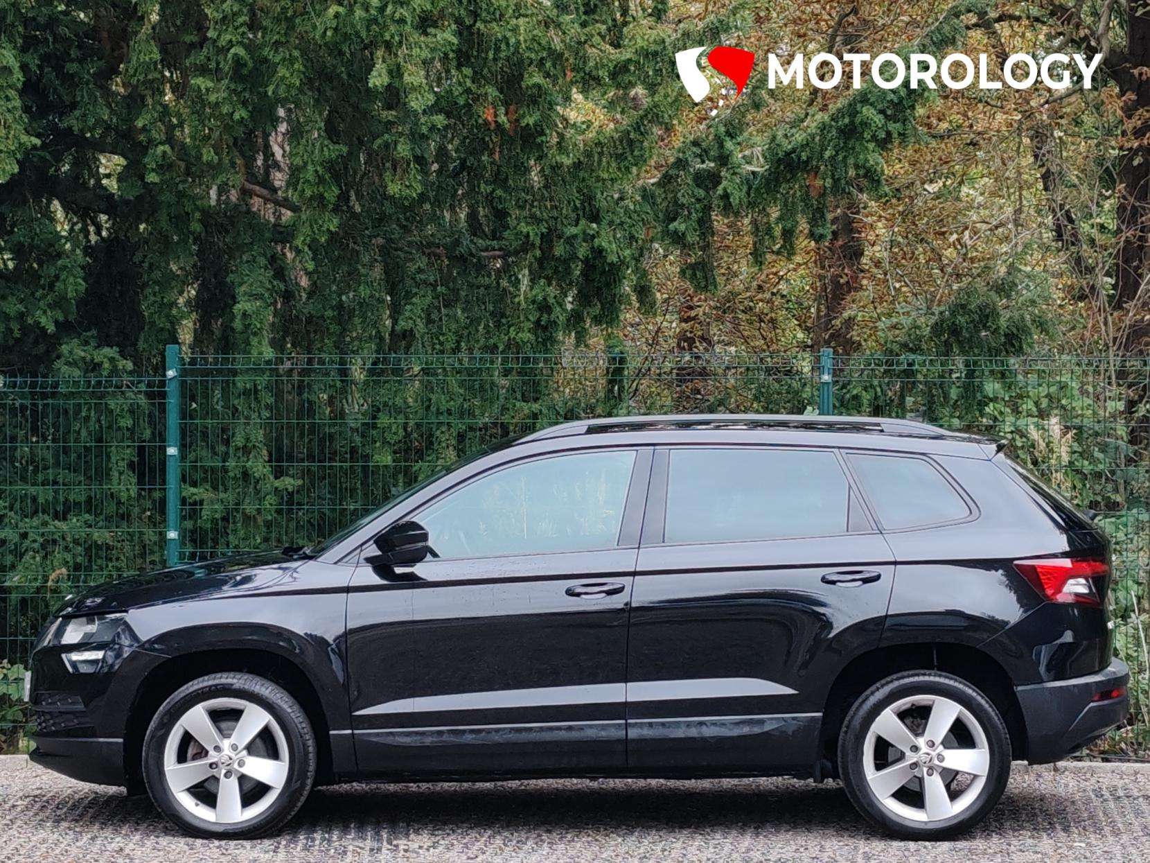 2021 SKODA KAROQ 2021 SKODA KAROQ