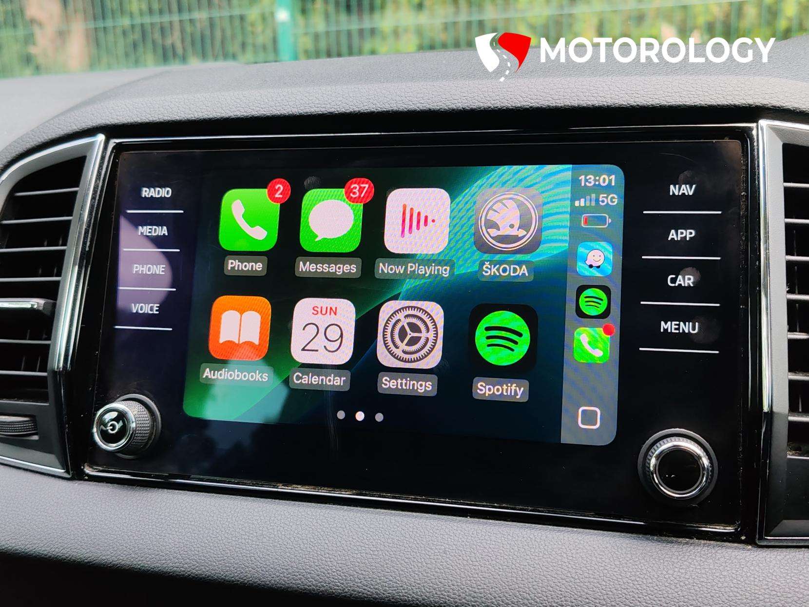 2021 SKODA KAROQ 2021 SKODA KAROQ