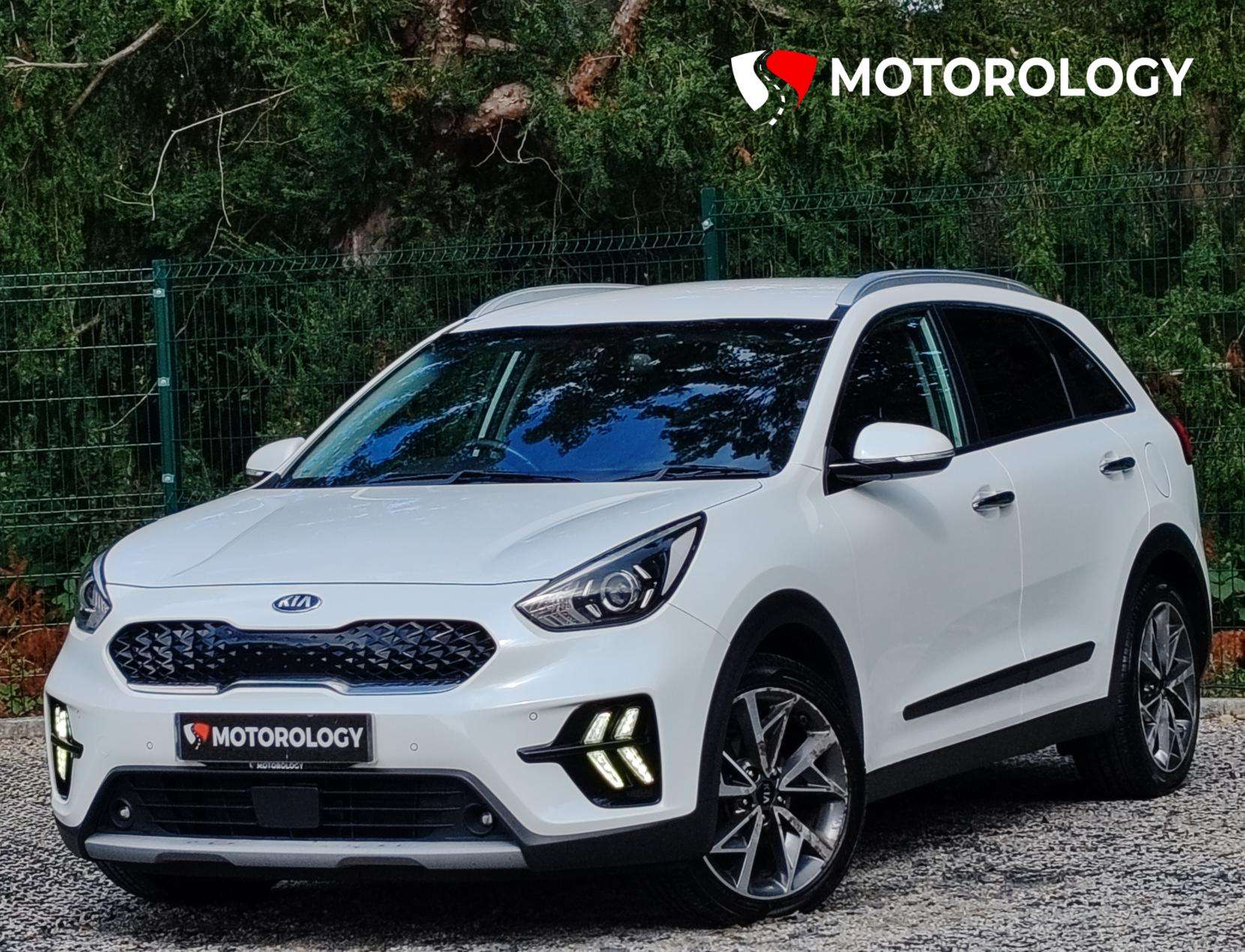 A 2020 KIA NIRO 1.6 GDi 3 SUV 5dr Petrol Hybrid DCT Euro 6 (s/s) (139 bhp) A 2020 KIA NIRO 1.6 GDi 3 SUV 5dr Petrol Hybrid DCT Euro 6 (s/s) (139 bhp)