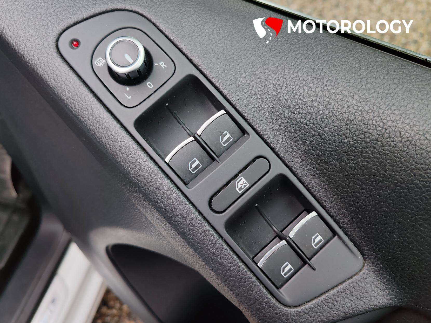 2015 VOLKSWAGEN TIGUAN 2015 VOLKSWAGEN TIGUAN