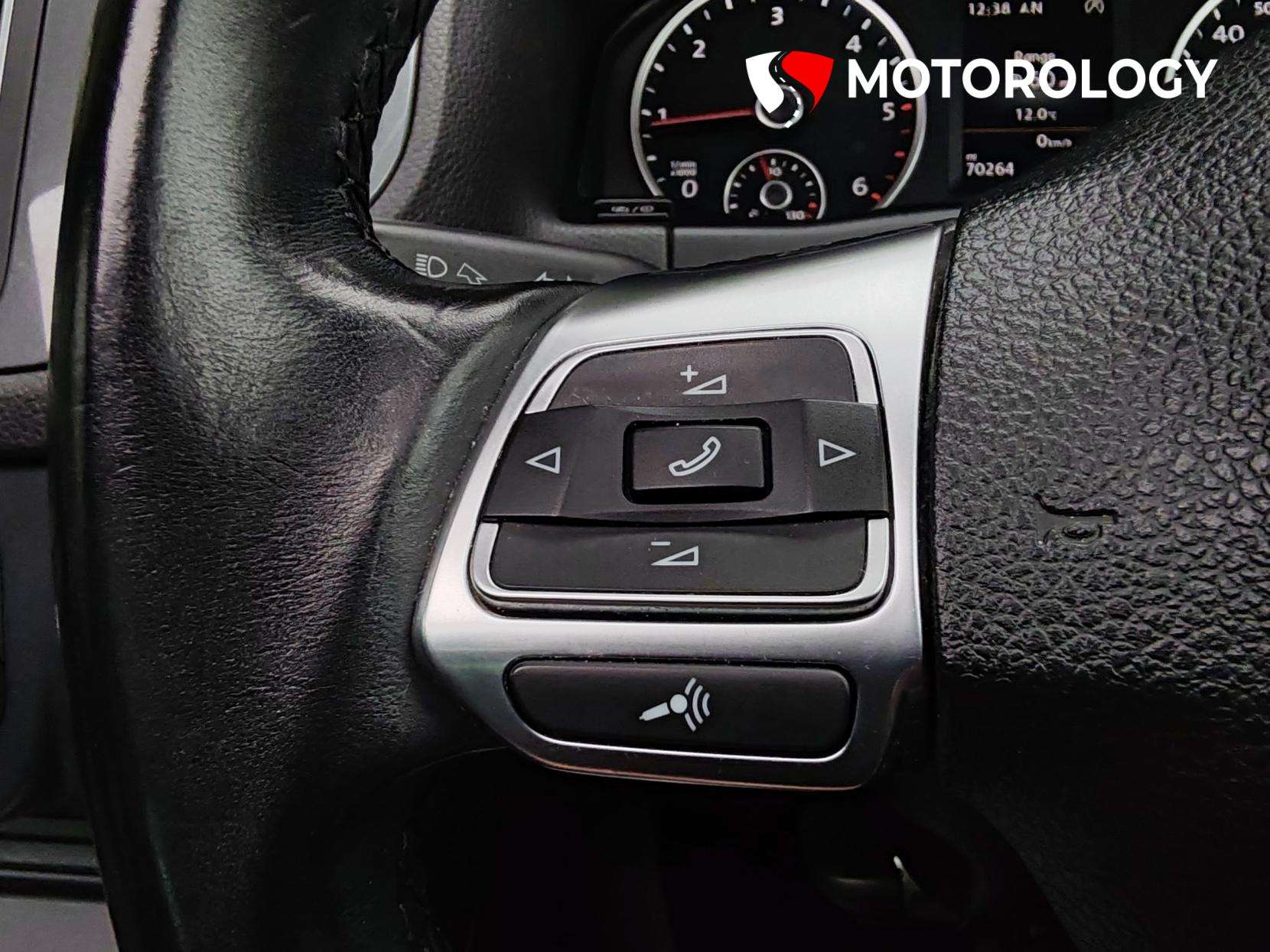 2015 VOLKSWAGEN TIGUAN 2015 VOLKSWAGEN TIGUAN