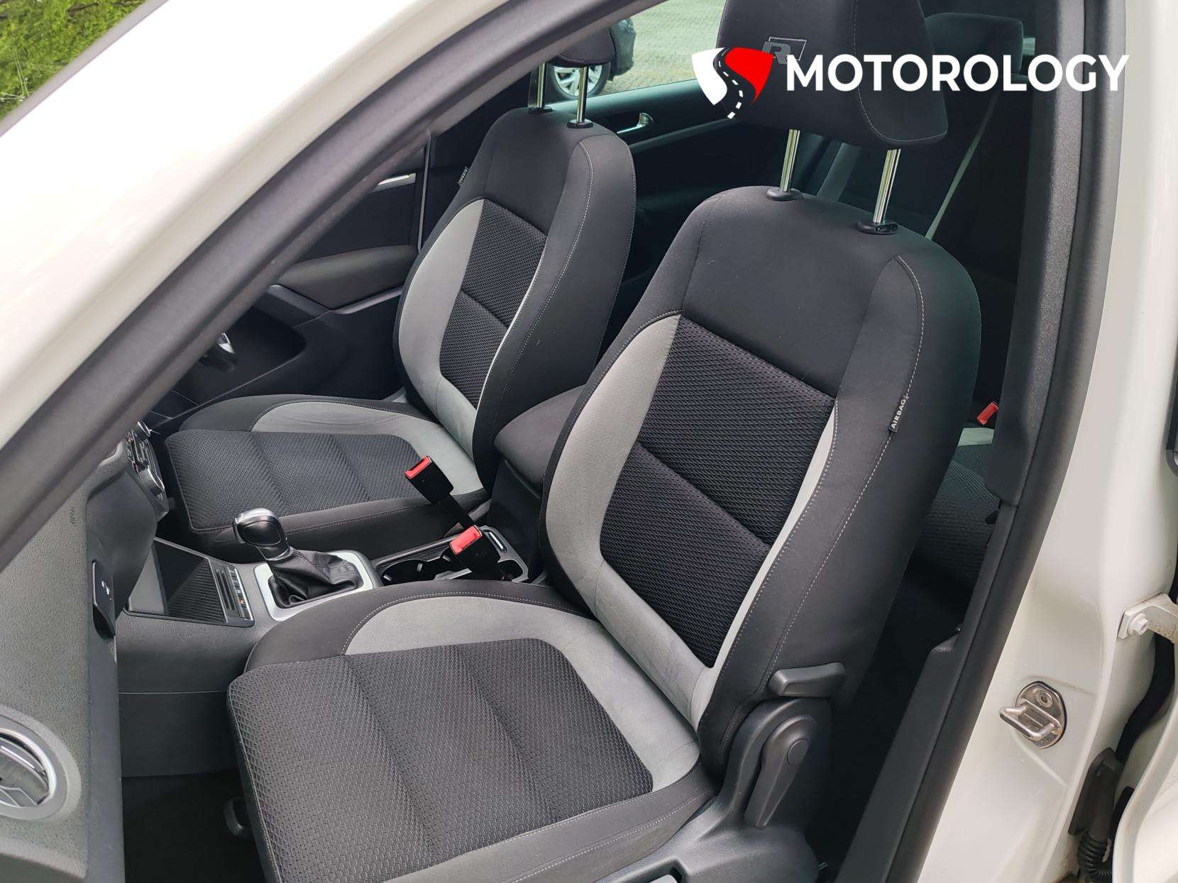 2015 VOLKSWAGEN TIGUAN 2015 VOLKSWAGEN TIGUAN