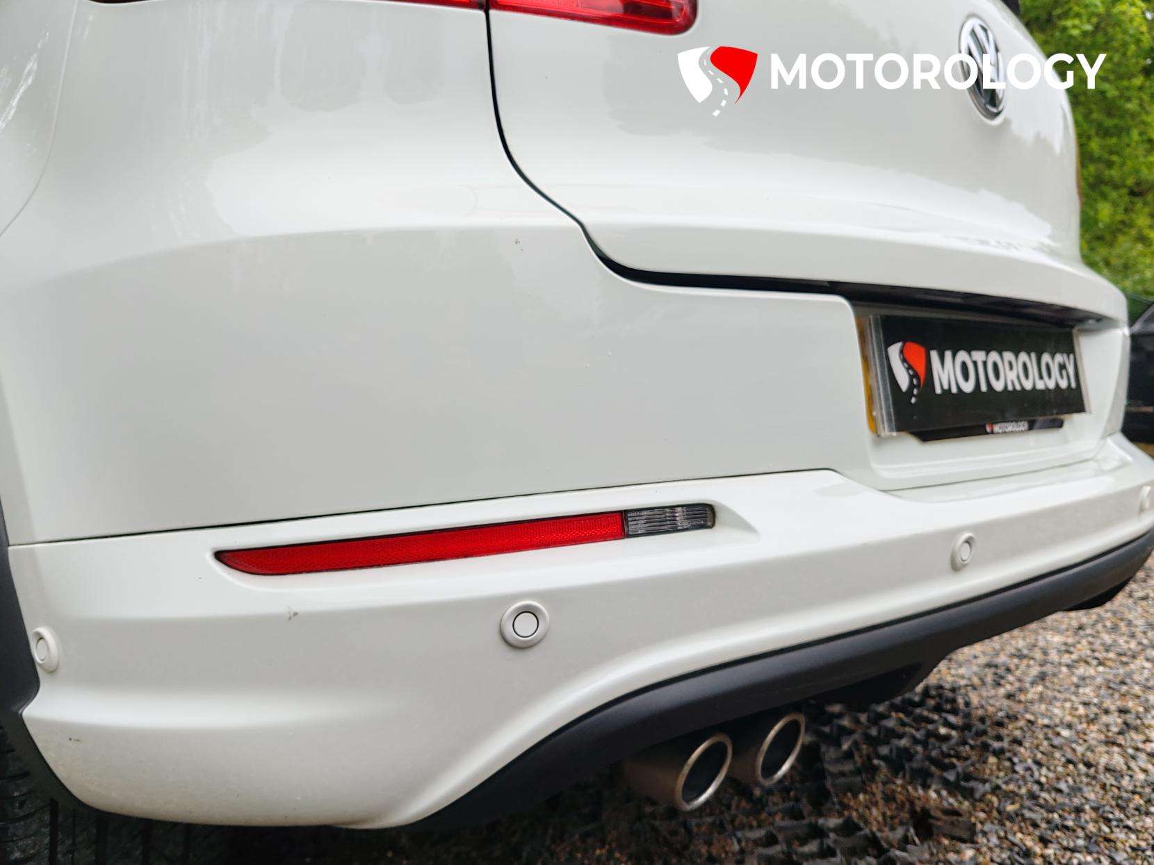 2015 VOLKSWAGEN TIGUAN 2015 VOLKSWAGEN TIGUAN