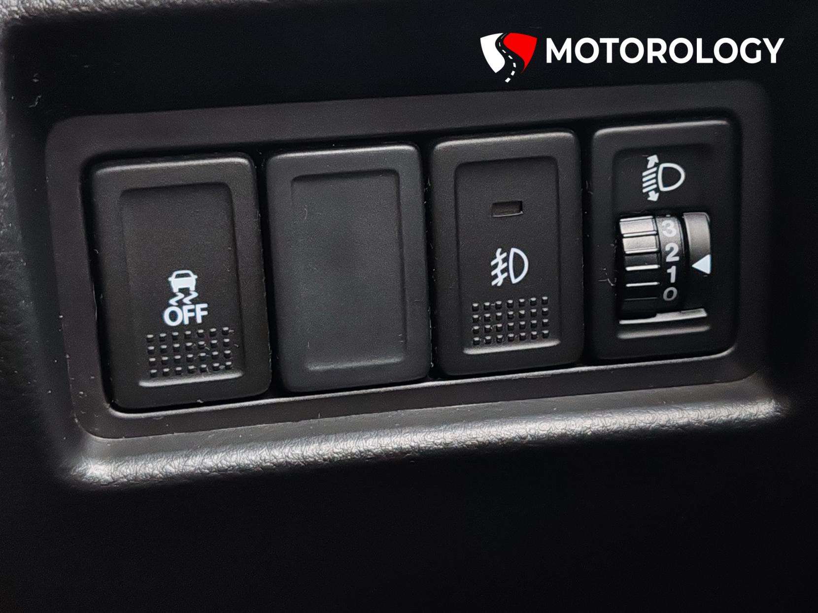 2015 SUZUKI SWIFT 2015 SUZUKI SWIFT