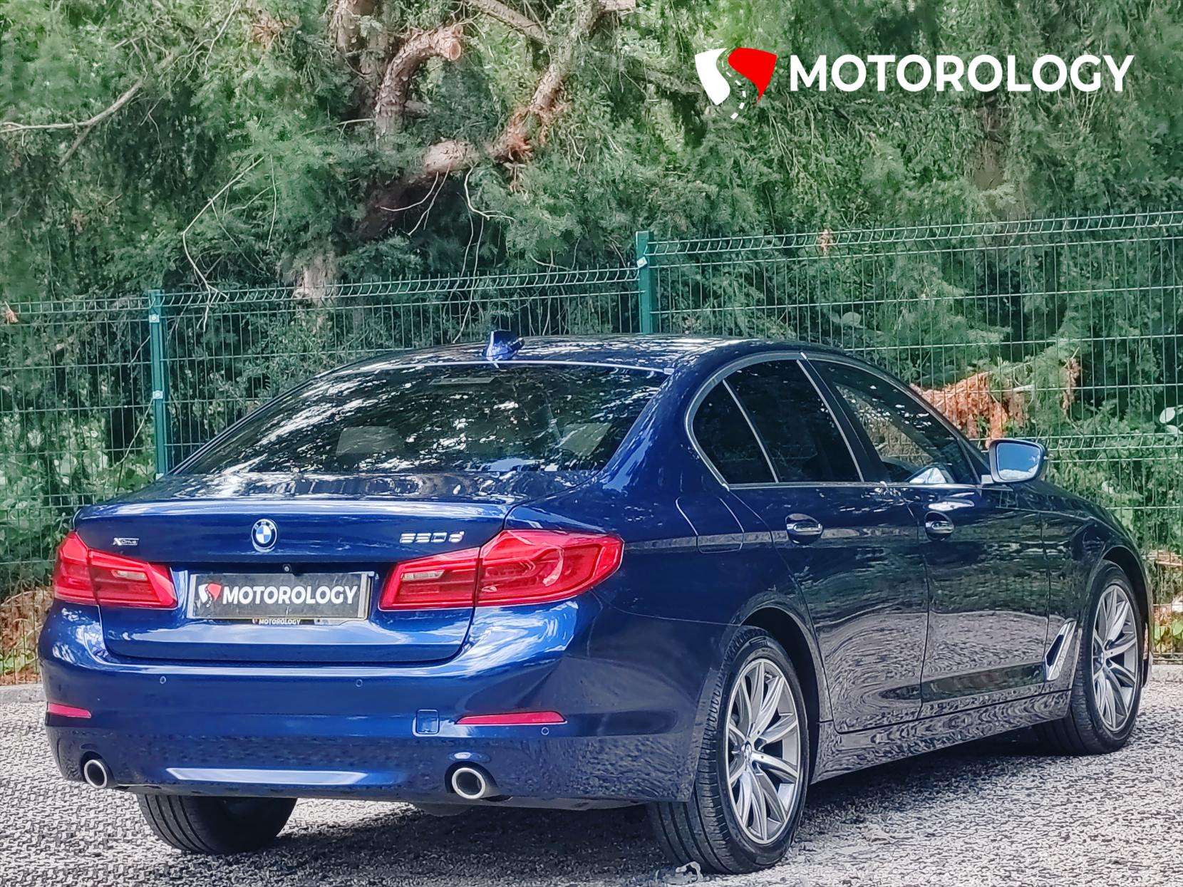 A 2018 BMW 5 SERIES 2.0 520d SE Saloon 4dr Diesel Auto xDrive Euro 6 (s/s) (190 ps) A 2018 BMW 5 SERIES 2.0 520d SE Saloon 4dr Diesel Auto xDrive Euro 6 (s/s) (190 ps)
