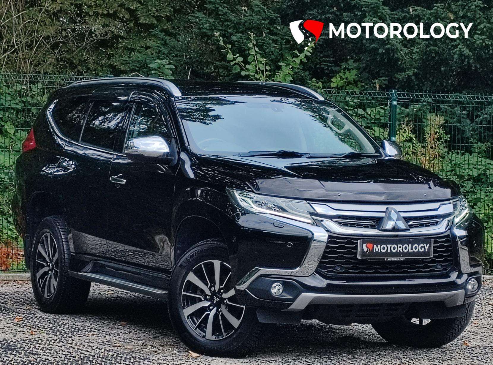 A 2019 MITSUBISHI SHOGUN SPORT 2.4D 4 SUV 5dr Diesel Auto 4WD Euro 6 (181 ps) A 2019 MITSUBISHI SHOGUN SPORT 2.4D 4 SUV 5dr Diesel Auto 4WD Euro 6 (181 ps)