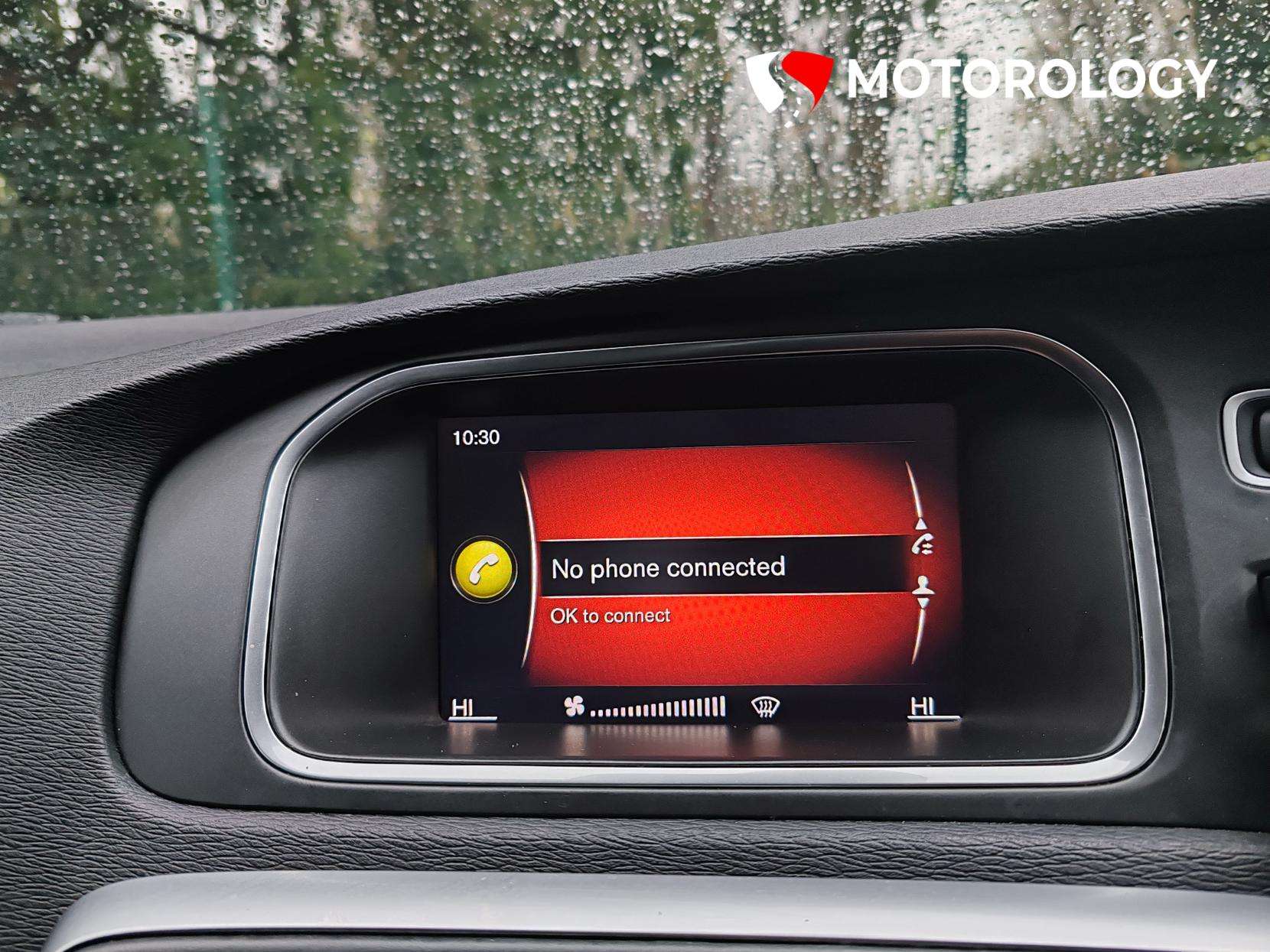 2018 VOLVO V40 2018 VOLVO V40