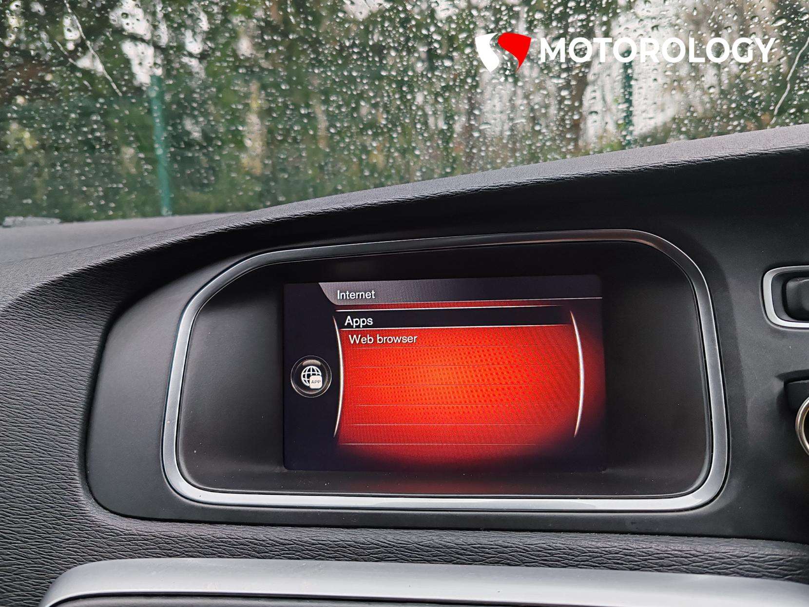 2018 VOLVO V40 2018 VOLVO V40