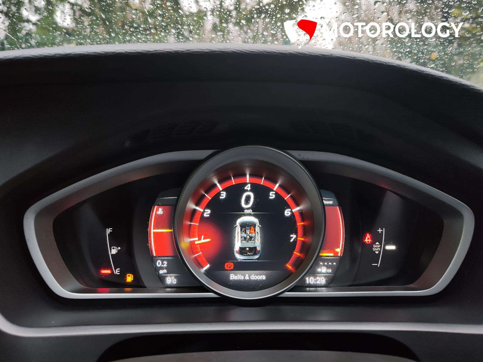 2018 VOLVO V40 2018 VOLVO V40