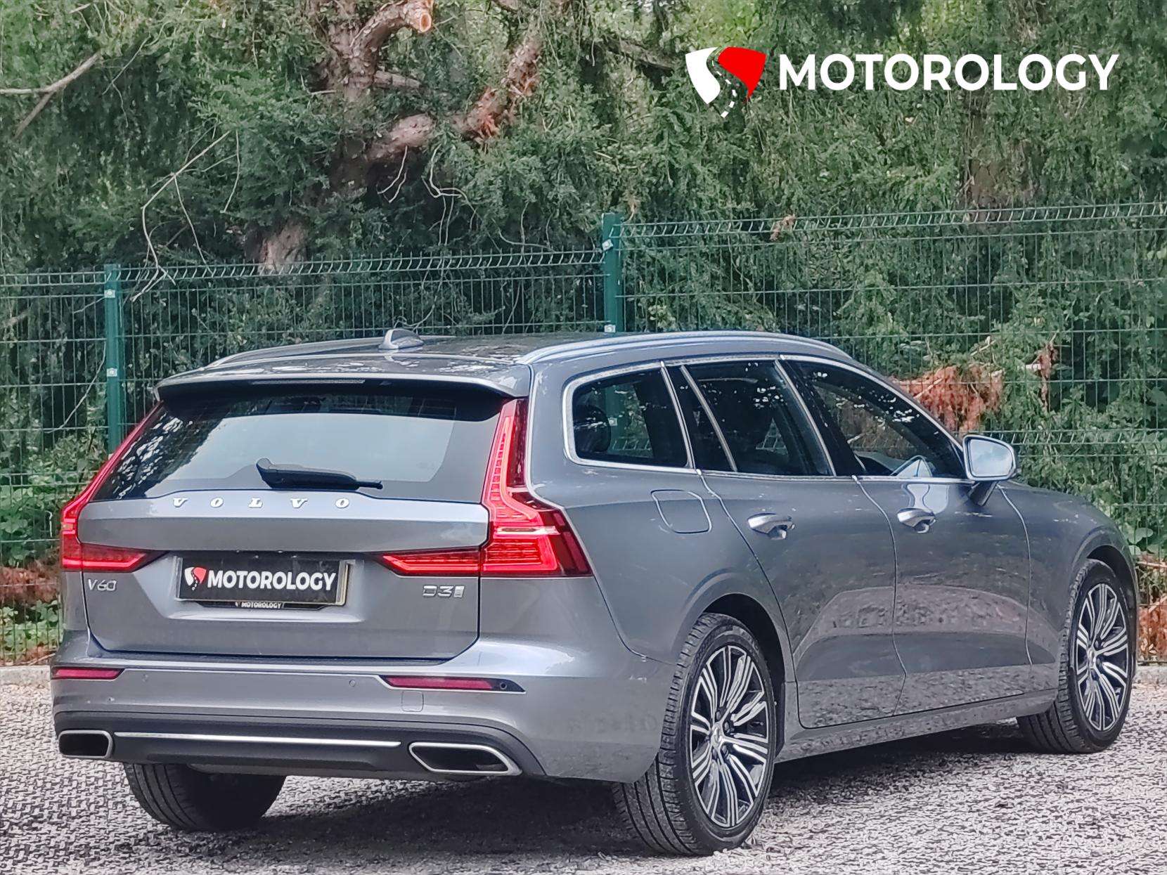 A 2019 VOLVO V60 2.0 D3 Inscription Plus Estate 5dr Diesel Manual Euro 6 (s/s) (150 ps) A 2019 VOLVO V60 2.0 D3 Inscription Plus Estate 5dr Diesel Manual Euro 6 (s/s) (150 ps)