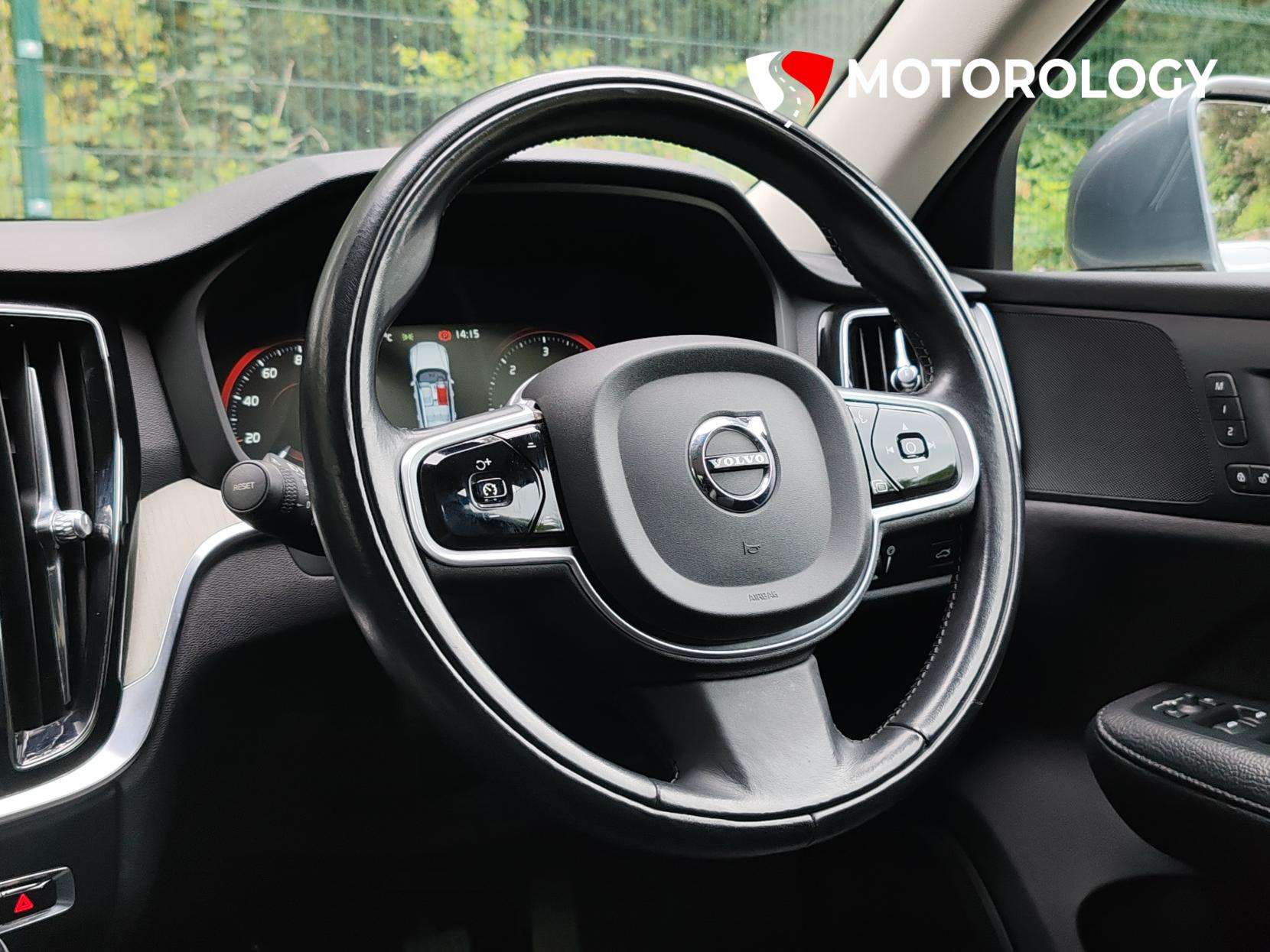 2019 VOLVO V60 2019 VOLVO V60