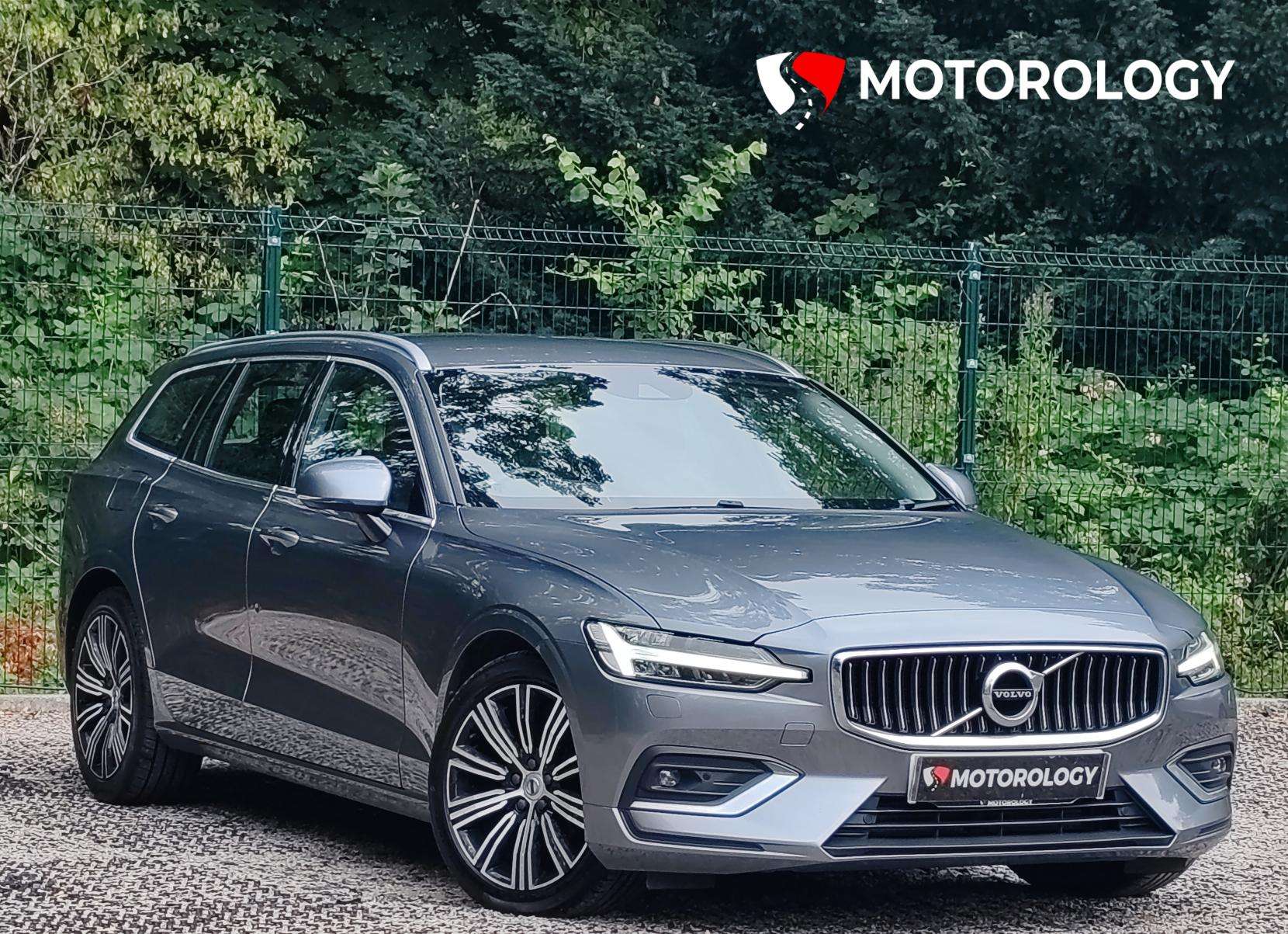 A 2019 VOLVO V60 2.0 D3 Inscription Plus Estate 5dr Diesel Manual Euro 6 (s/s) (150 ps) A 2019 VOLVO V60 2.0 D3 Inscription Plus Estate 5dr Diesel Manual Euro 6 (s/s) (150 ps)