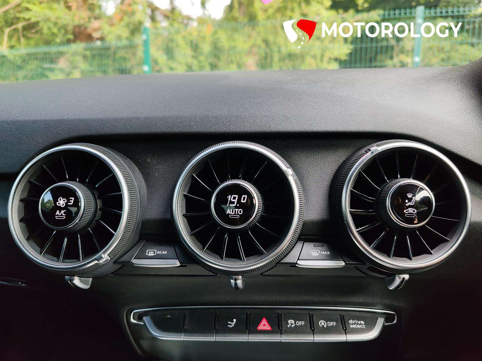 2015 AUDI TT 2015 AUDI TT