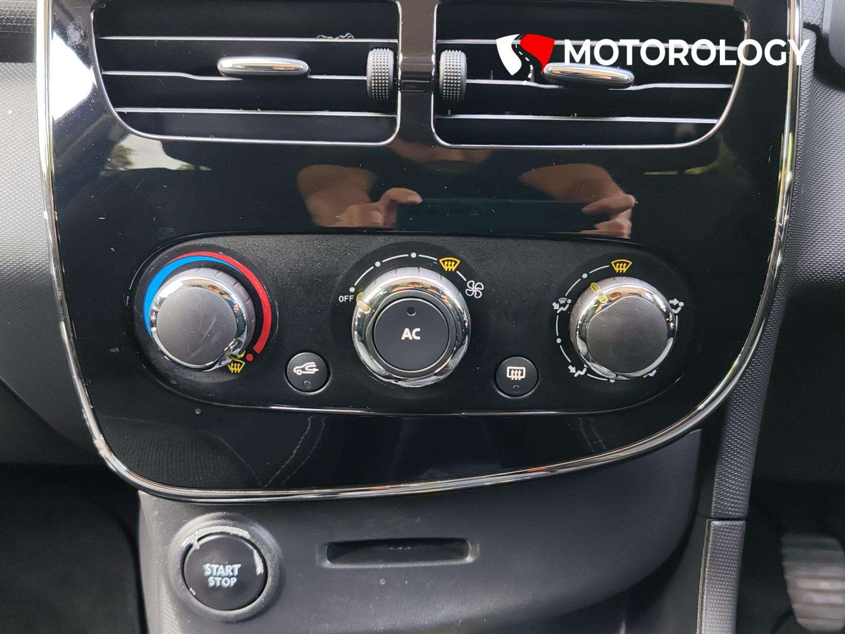 2014 RENAULT CLIO 2014 RENAULT CLIO