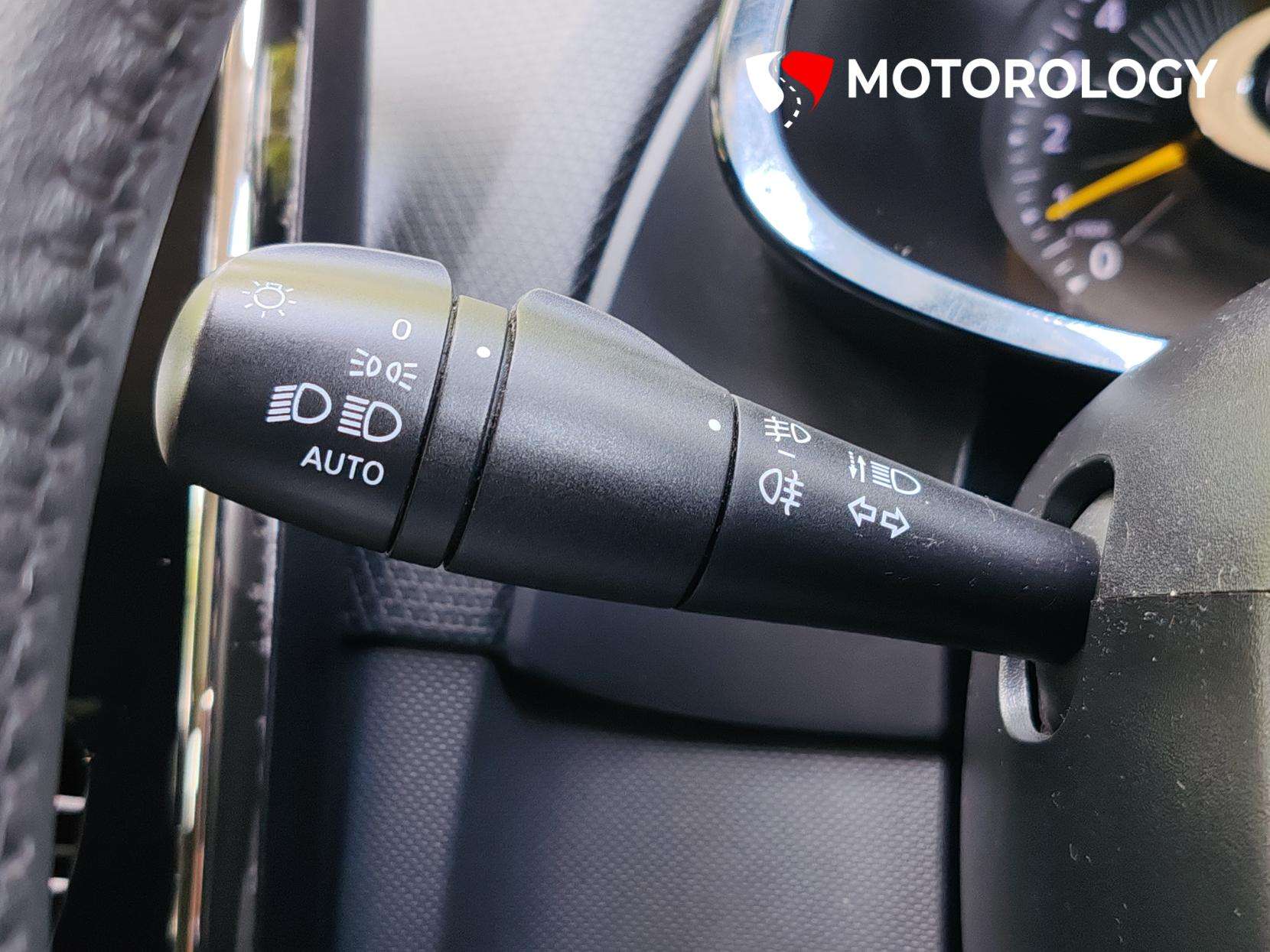 2014 RENAULT CLIO 2014 RENAULT CLIO