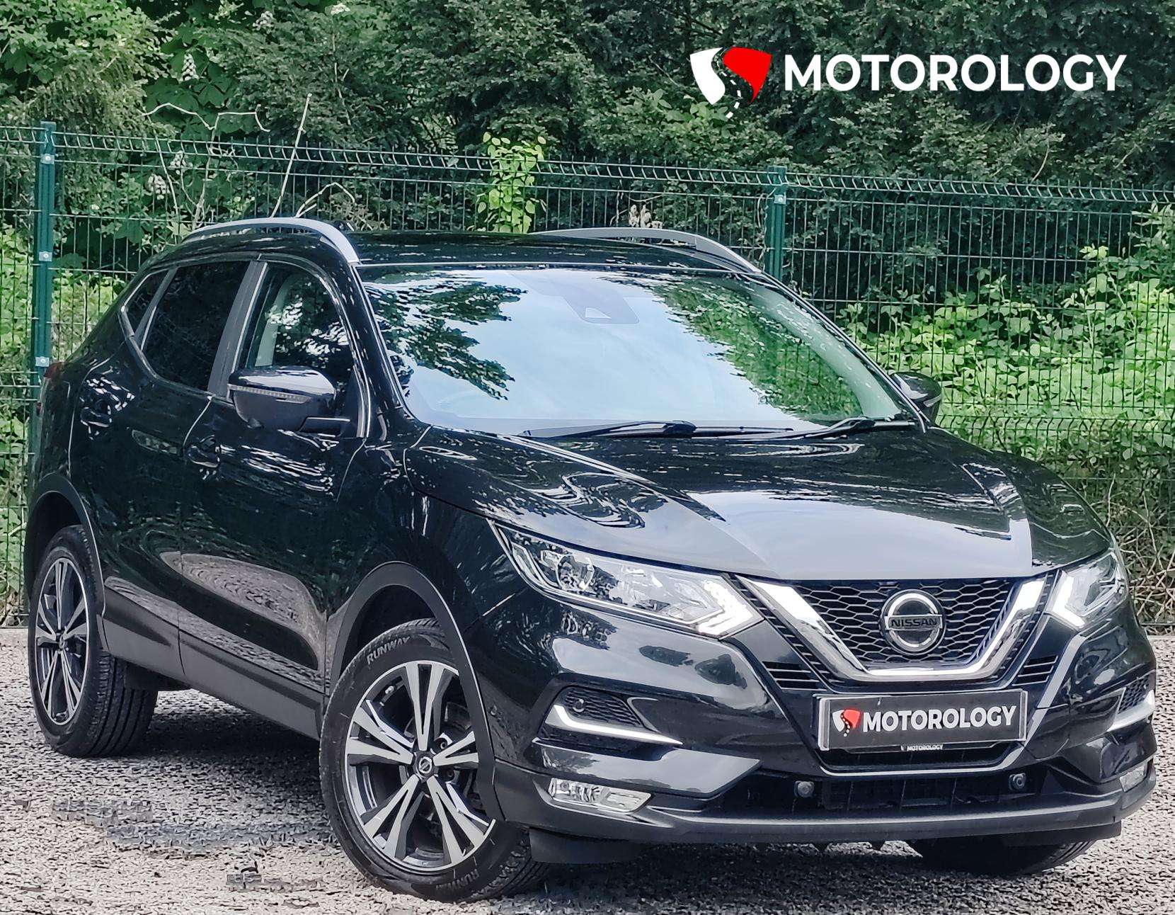 A 2018 NISSAN QASHQAI 1.3 DIG-T N-Connecta SUV 5dr Petrol Manual Euro 6 (s/s) (140 ps) A 2018 NISSAN QASHQAI 1.3 DIG-T N-Connecta SUV 5dr Petrol Manual Euro 6 (s/s) (140 ps)