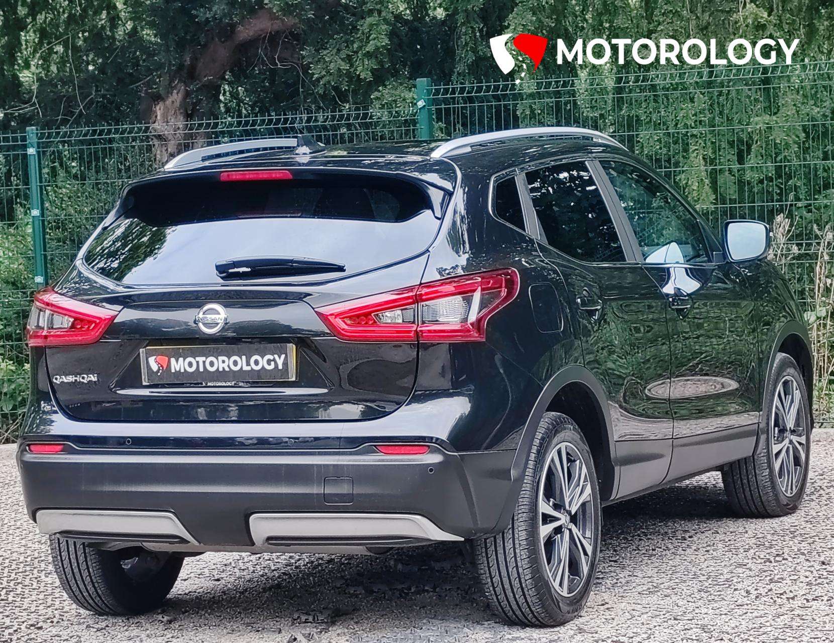 A 2018 NISSAN QASHQAI 1.3 DIG-T N-Connecta SUV 5dr Petrol Manual Euro 6 (s/s) (140 ps) A 2018 NISSAN QASHQAI 1.3 DIG-T N-Connecta SUV 5dr Petrol Manual Euro 6 (s/s) (140 ps)