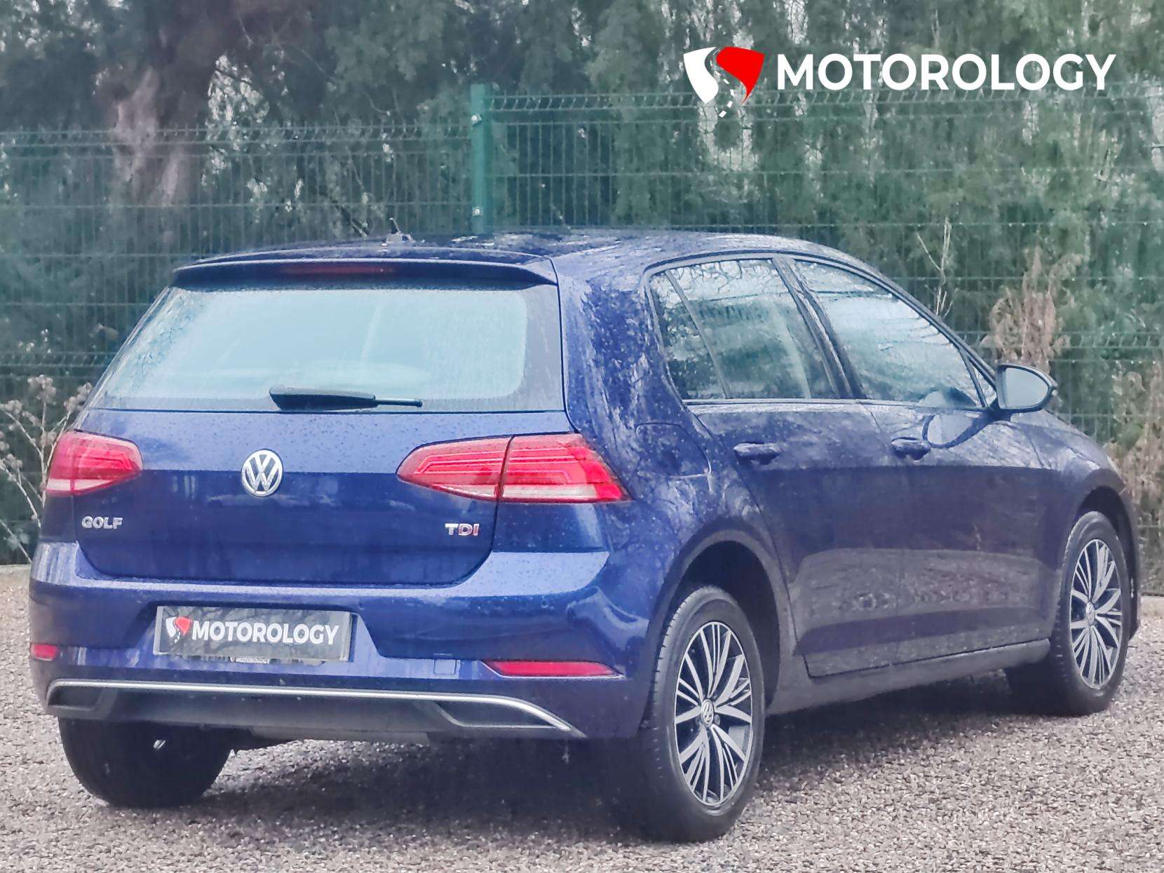 2017 VOLKSWAGEN GOLF 2017 VOLKSWAGEN GOLF