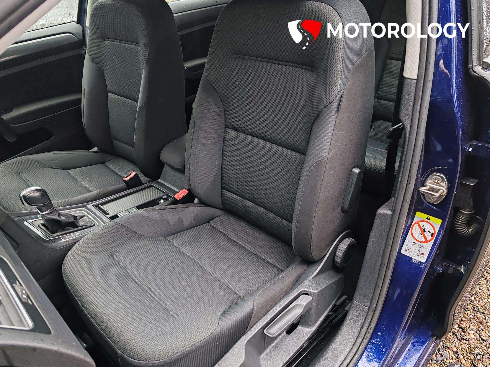 2017 VOLKSWAGEN GOLF 2017 VOLKSWAGEN GOLF