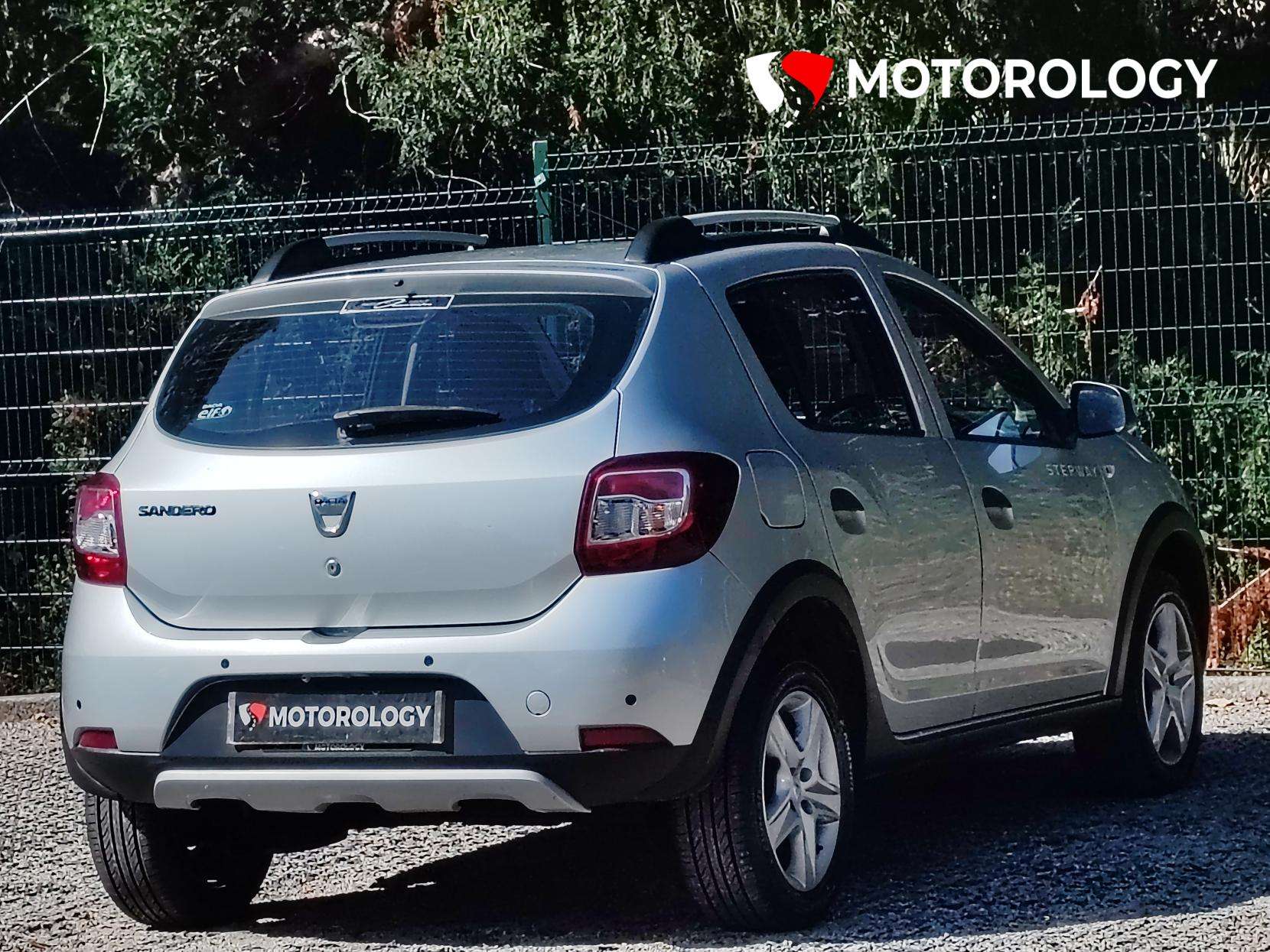 A 2016 DACIA SANDERO STEPWAY 0.9 TCe Laureate Hatchback 5dr Petrol Manual Euro 6 (s/s) (90 ps) A 2016 DACIA SANDERO STEPWAY 0.9 TCe Laureate Hatchback 5dr Petrol Manual Euro 6 (s/s) (90 ps)