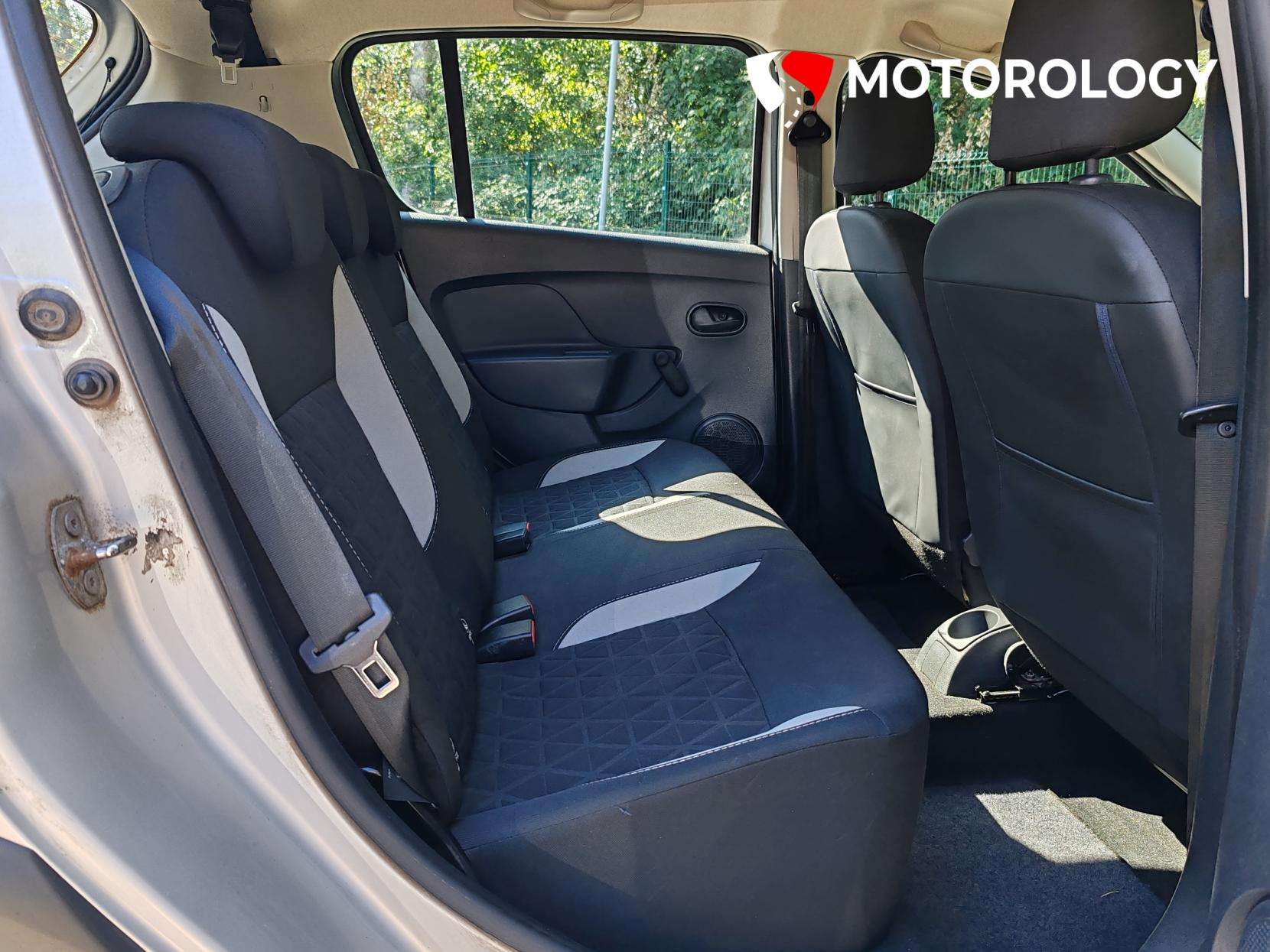 2016 DACIA SANDERO STEPWAY 2016 DACIA SANDERO STEPWAY