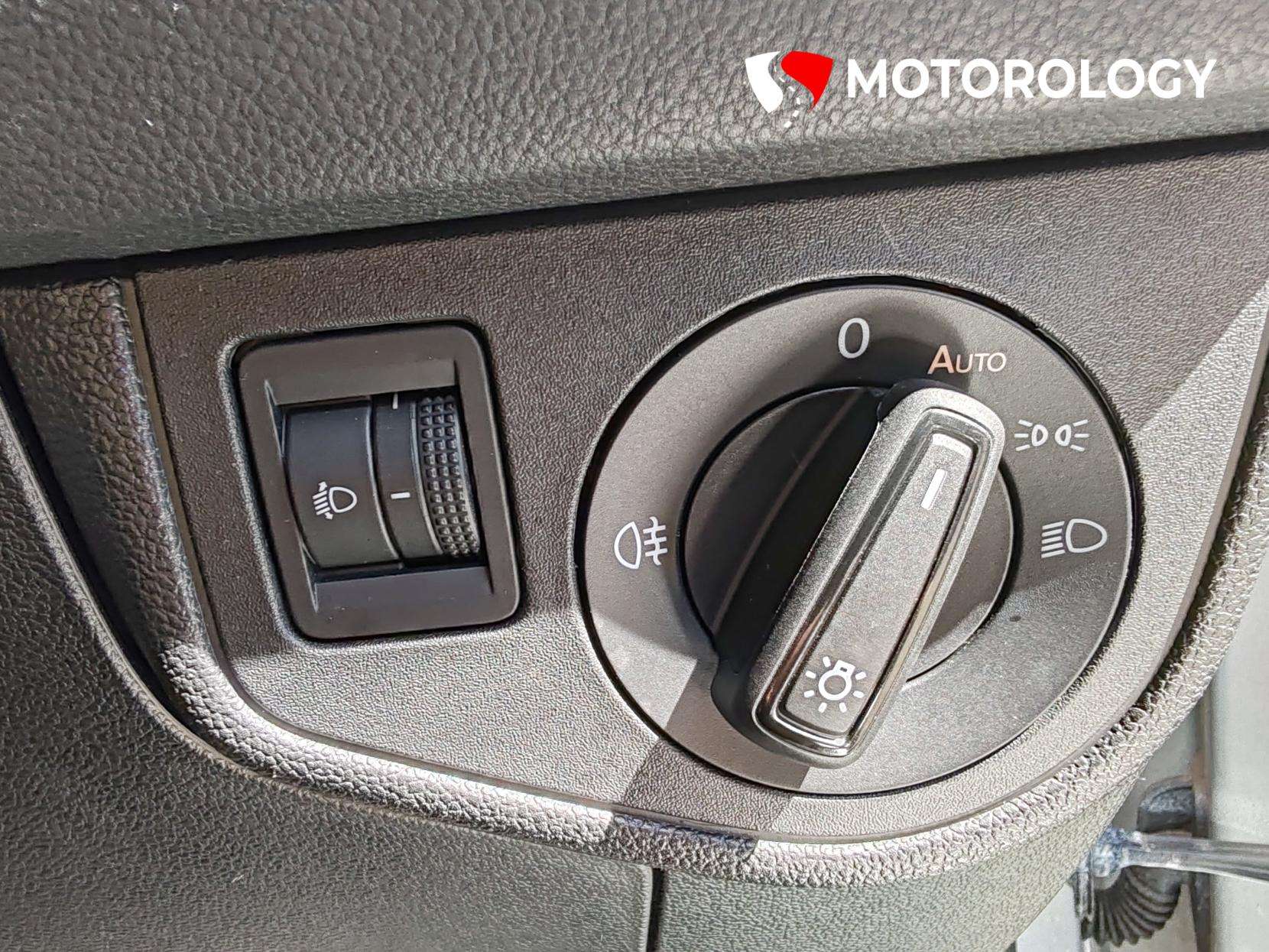 2019 VOLKSWAGEN POLO 2019 VOLKSWAGEN POLO