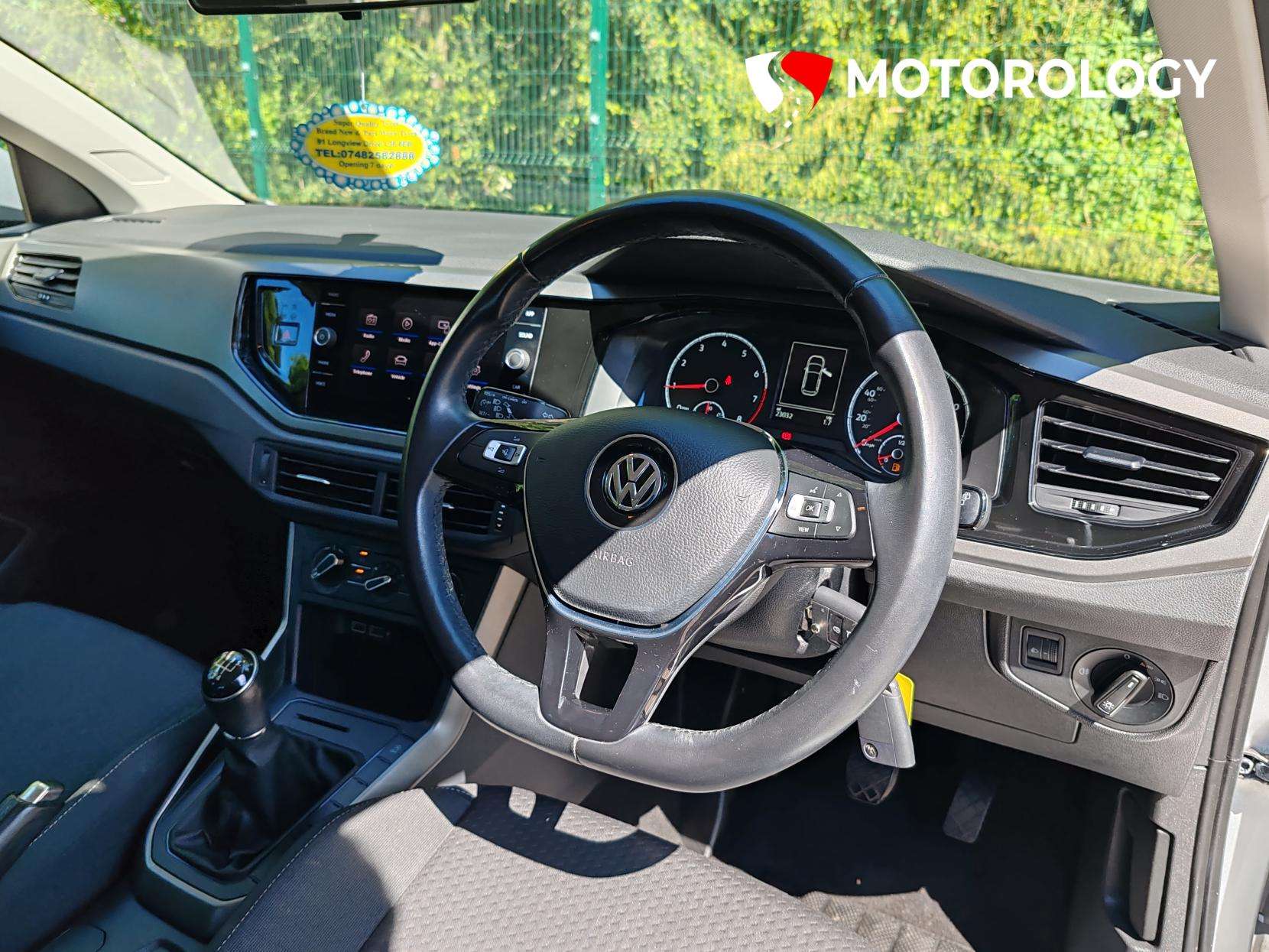 A 2019 VOLKSWAGEN POLO 1.0 TSI GPF SE Hatchback 5dr Petrol Manual Euro 6 (s/s) (95 ps) A 2019 VOLKSWAGEN POLO 1.0 TSI GPF SE Hatchback 5dr Petrol Manual Euro 6 (s/s) (95 ps)