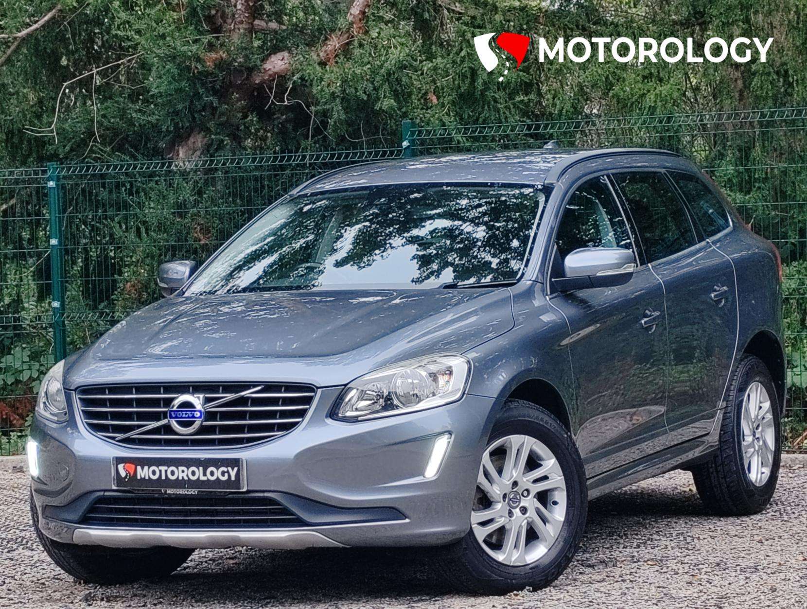 A 2016 VOLVO XC60 2.0 D4 SE Nav SUV 5dr Diesel Manual Euro 6 (s/s) (190 ps) A 2016 VOLVO XC60 2.0 D4 SE Nav SUV 5dr Diesel Manual Euro 6 (s/s) (190 ps)