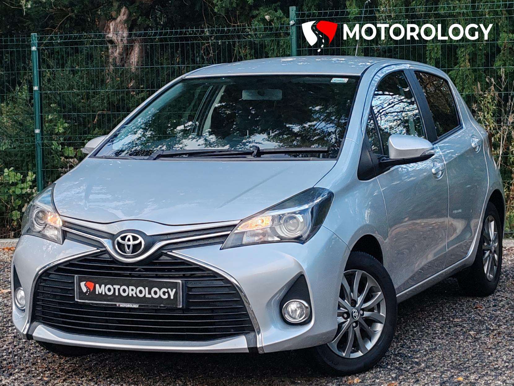 2016 TOYOTA YARIS 2016 TOYOTA YARIS