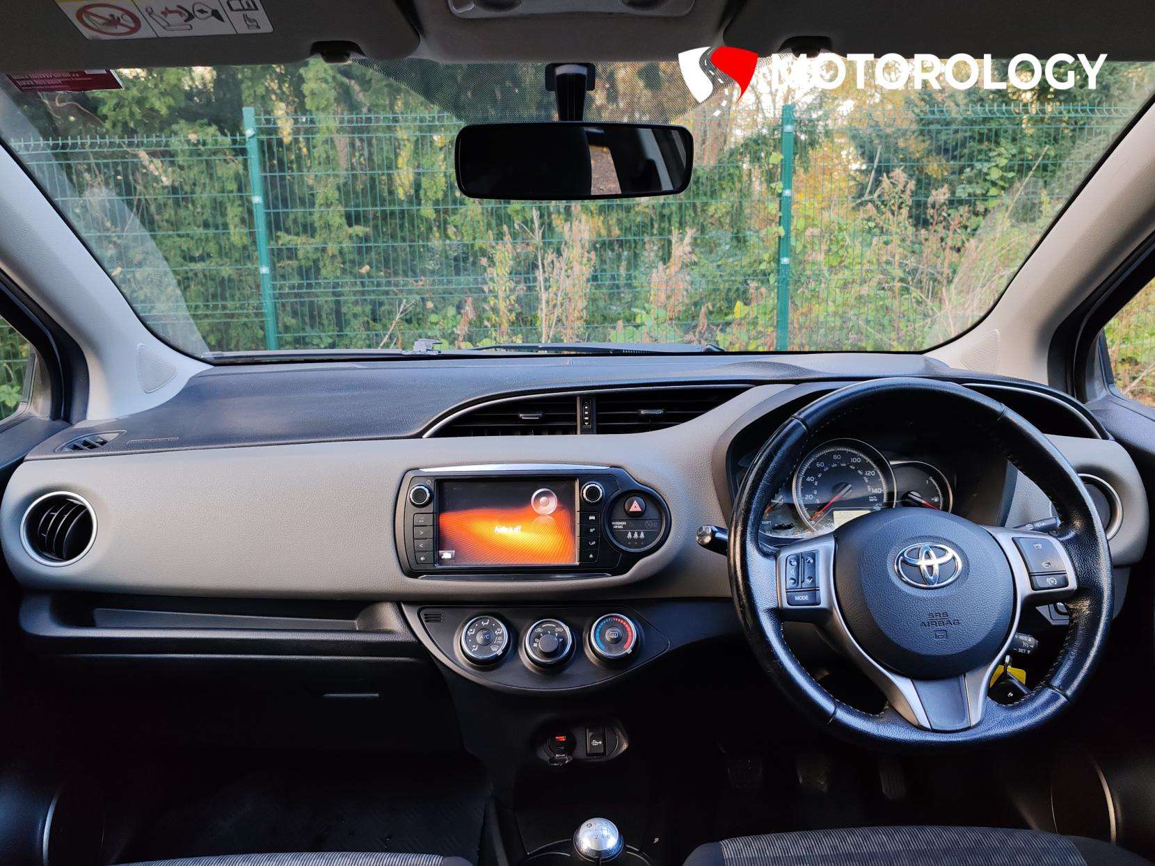 2016 TOYOTA YARIS 2016 TOYOTA YARIS