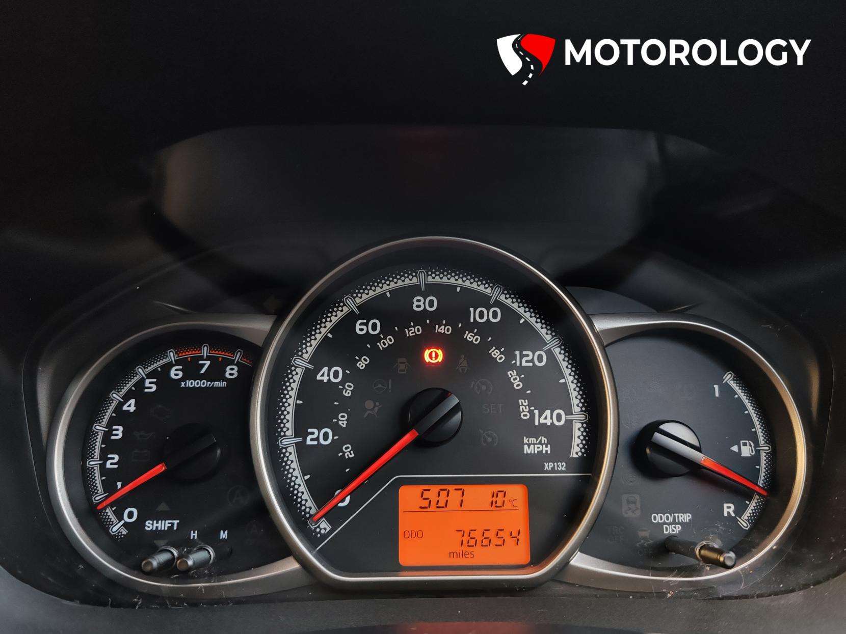 2016 TOYOTA YARIS 2016 TOYOTA YARIS