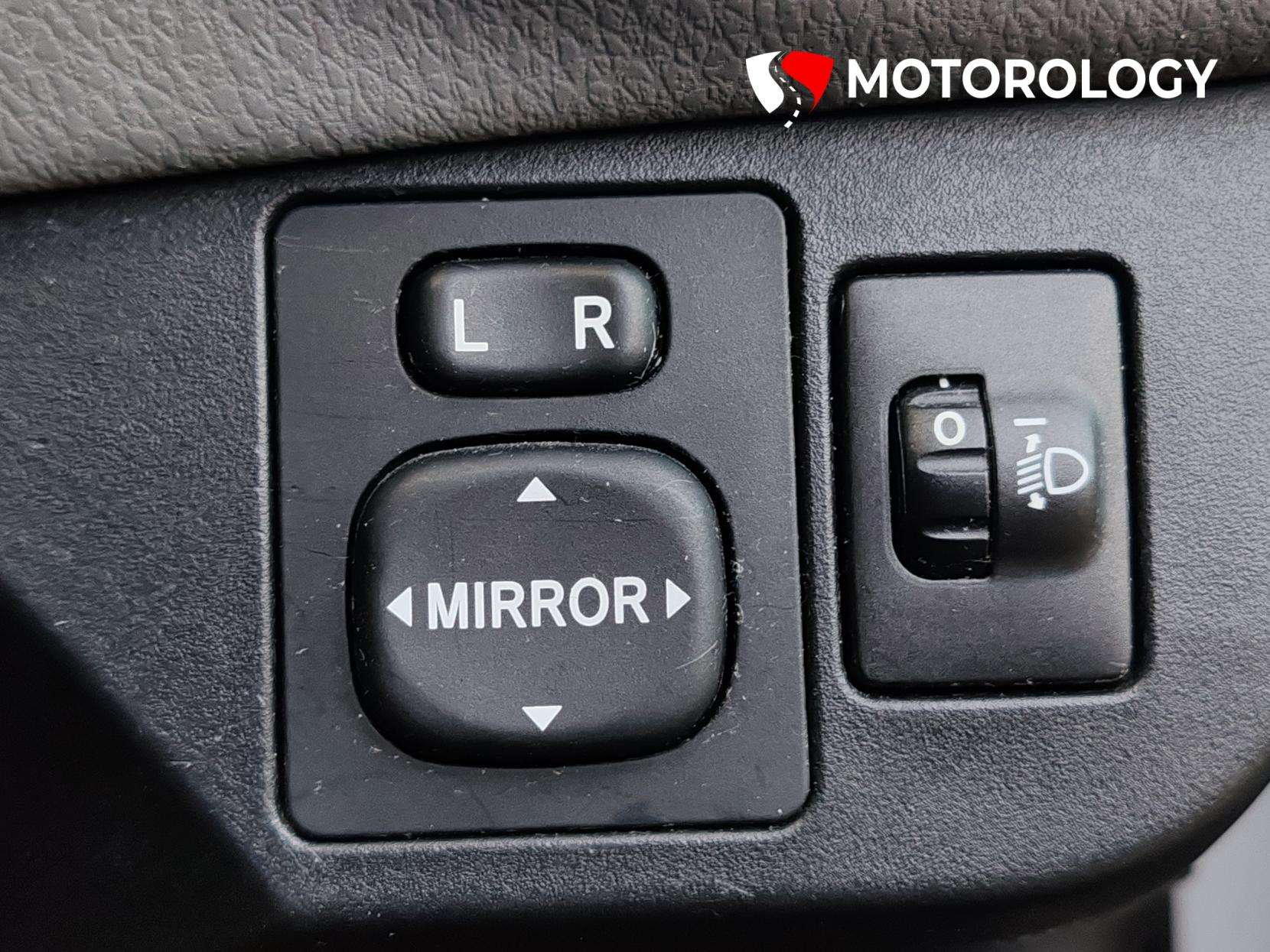 2016 TOYOTA YARIS 2016 TOYOTA YARIS