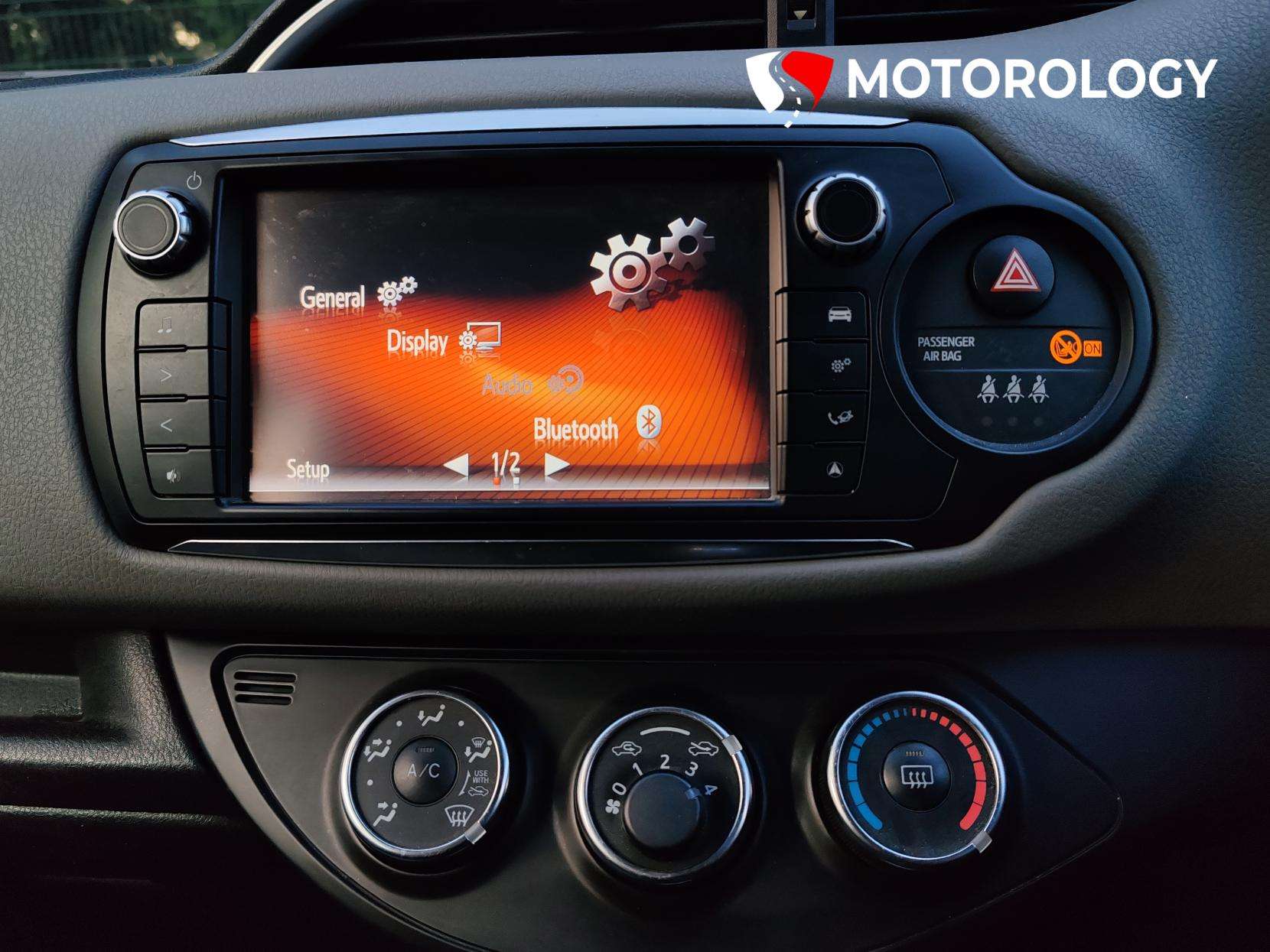 2016 TOYOTA YARIS 2016 TOYOTA YARIS