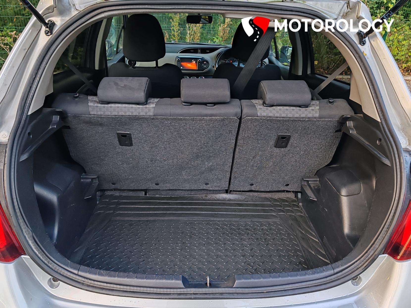 2016 TOYOTA YARIS 2016 TOYOTA YARIS