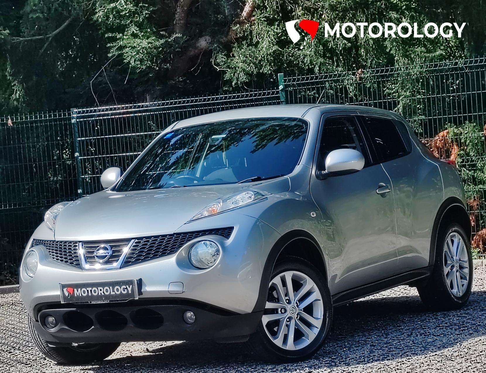 A 2013 NISSAN JUKE 1.6 Acenta Premium SUV 5dr Petrol Manual Euro 5 (s/s) (117 ps) A 2013 NISSAN JUKE 1.6 Acenta Premium SUV 5dr Petrol Manual Euro 5 (s/s) (117 ps)