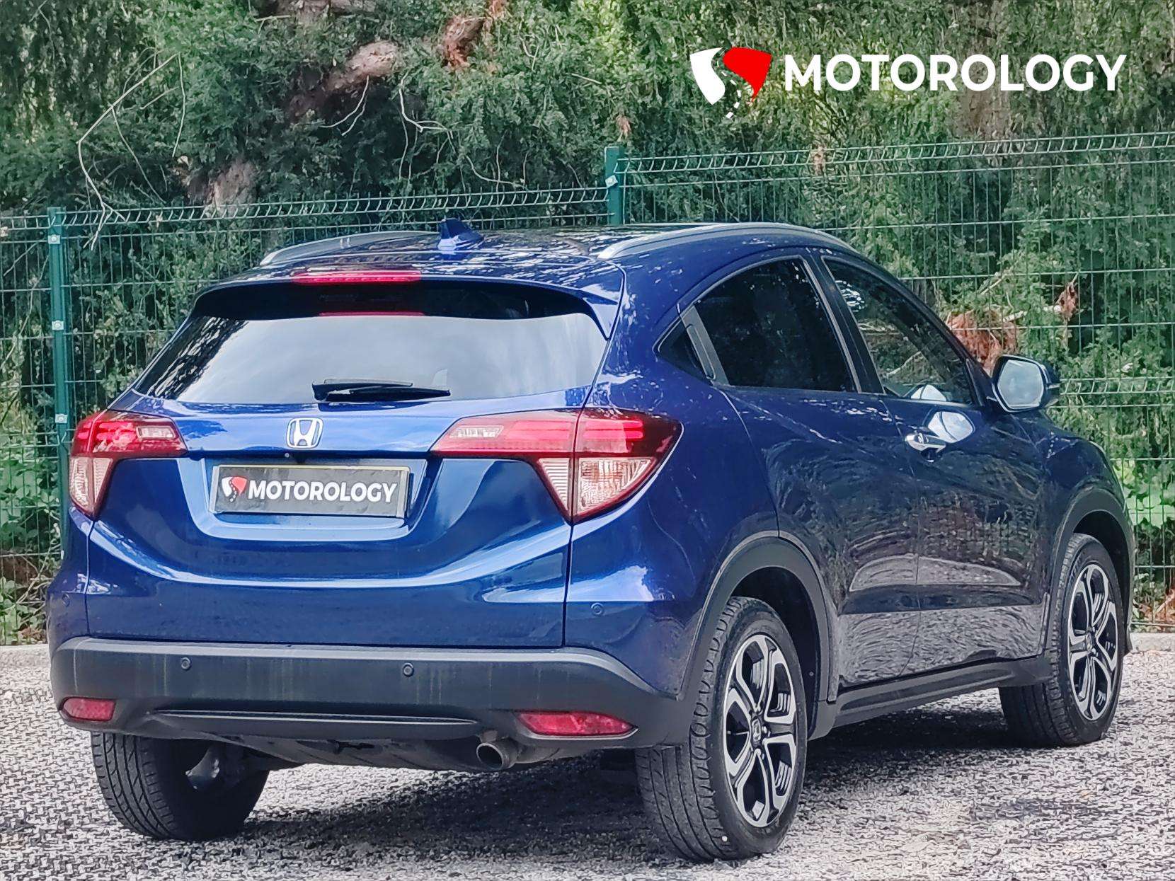 A 2018 HONDA HR-V 1.5 i-VTEC EX SUV 5dr Petrol Manual Euro 6 (s/s) (130 ps) A 2018 HONDA HR-V 1.5 i-VTEC EX SUV 5dr Petrol Manual Euro 6 (s/s) (130 ps)