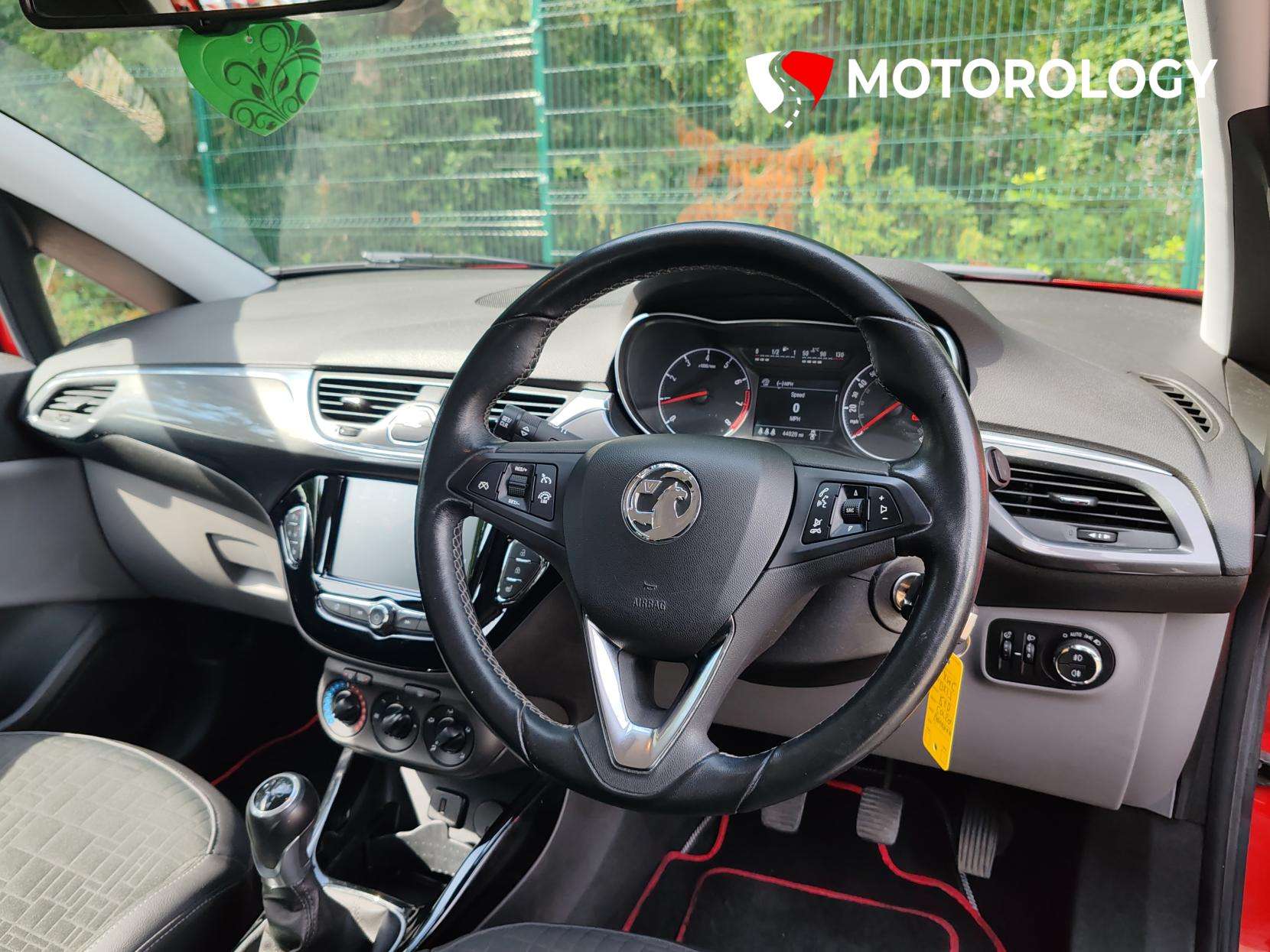 A 2017 VAUXHALL CORSA 1.4i ecoFLEX SE Hatchback 5dr Petrol Manual Euro 6 (75 ps) A 2017 VAUXHALL CORSA 1.4i ecoFLEX SE Hatchback 5dr Petrol Manual Euro 6 (75 ps)
