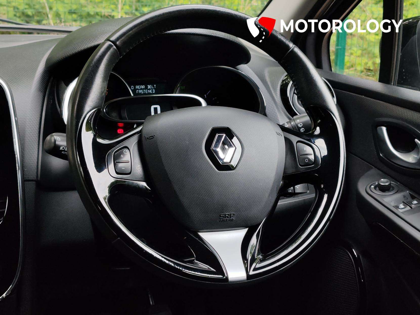2015 RENAULT CLIO 2015 RENAULT CLIO